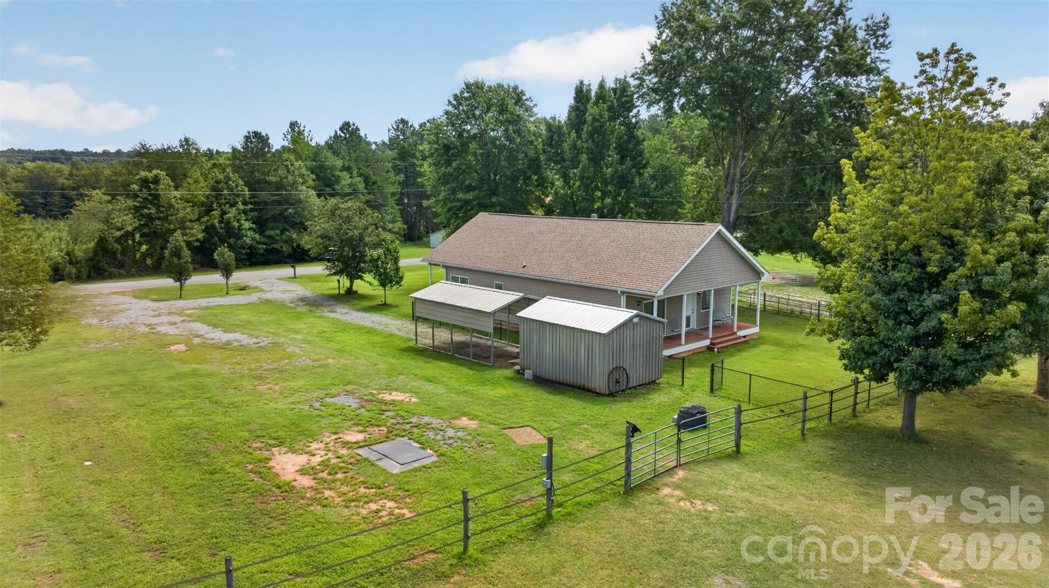 main property photo 31