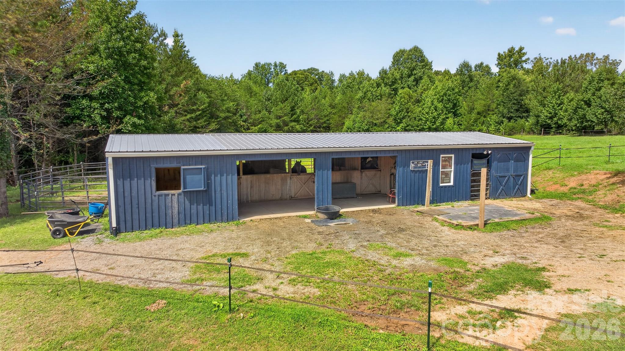 main property photo 38