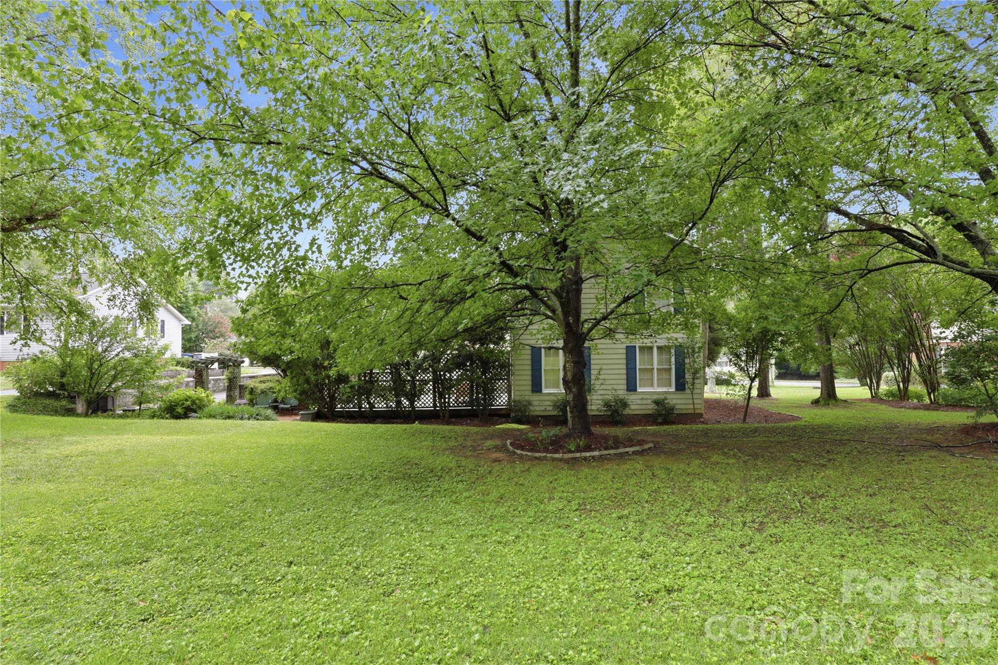 main property photo 39