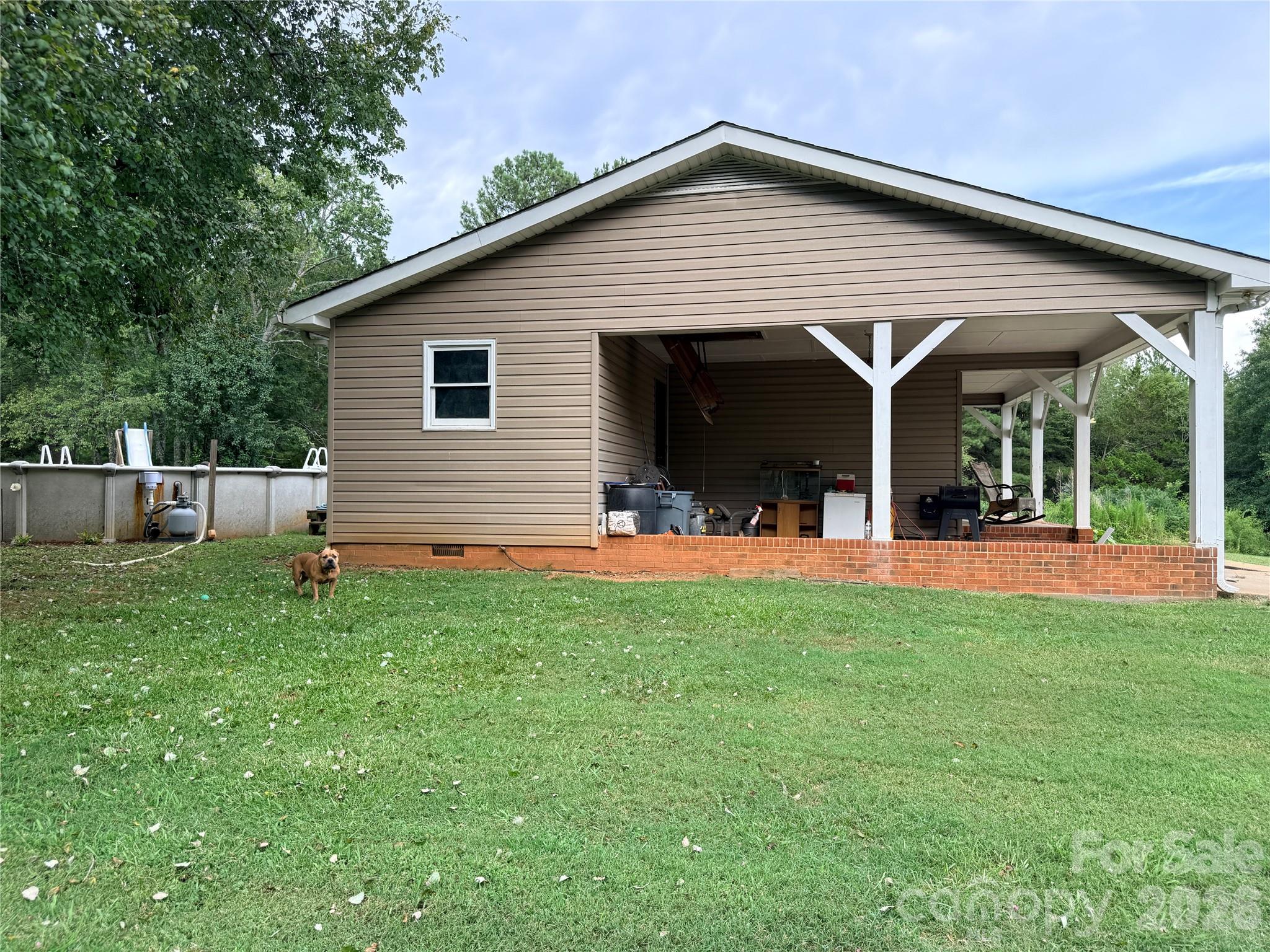 main property photo 7