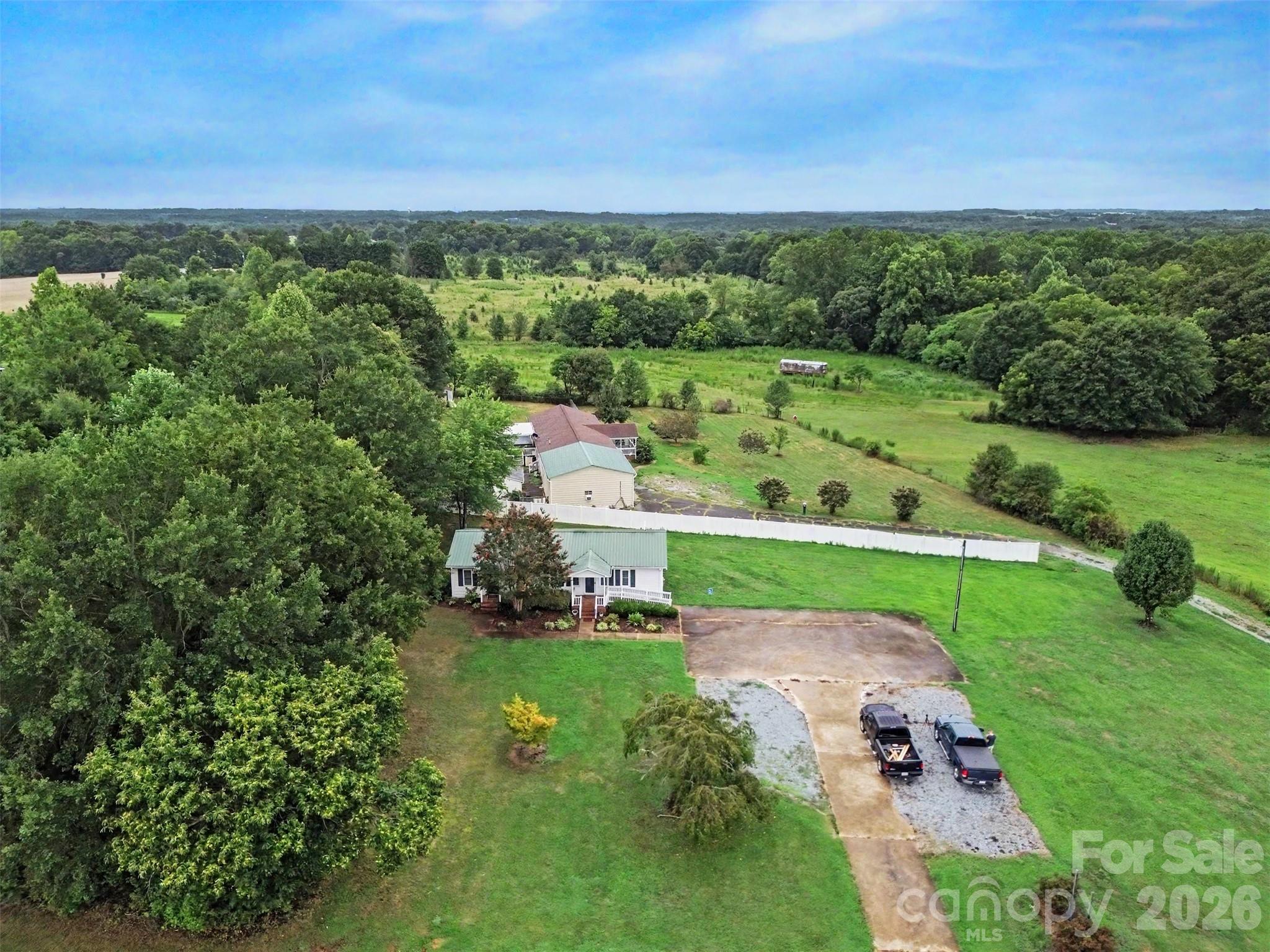 main property photo 27