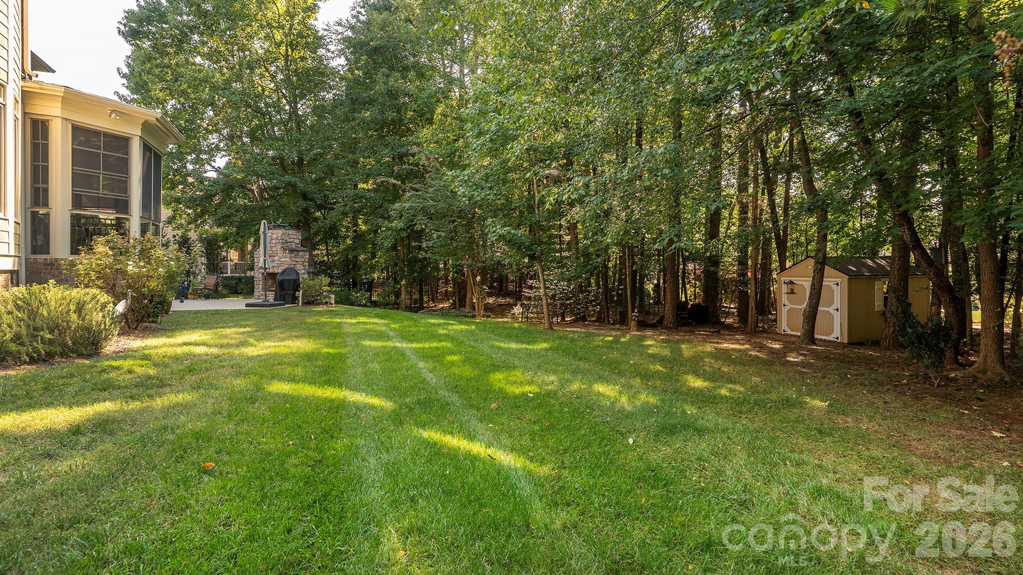 main property photo 33