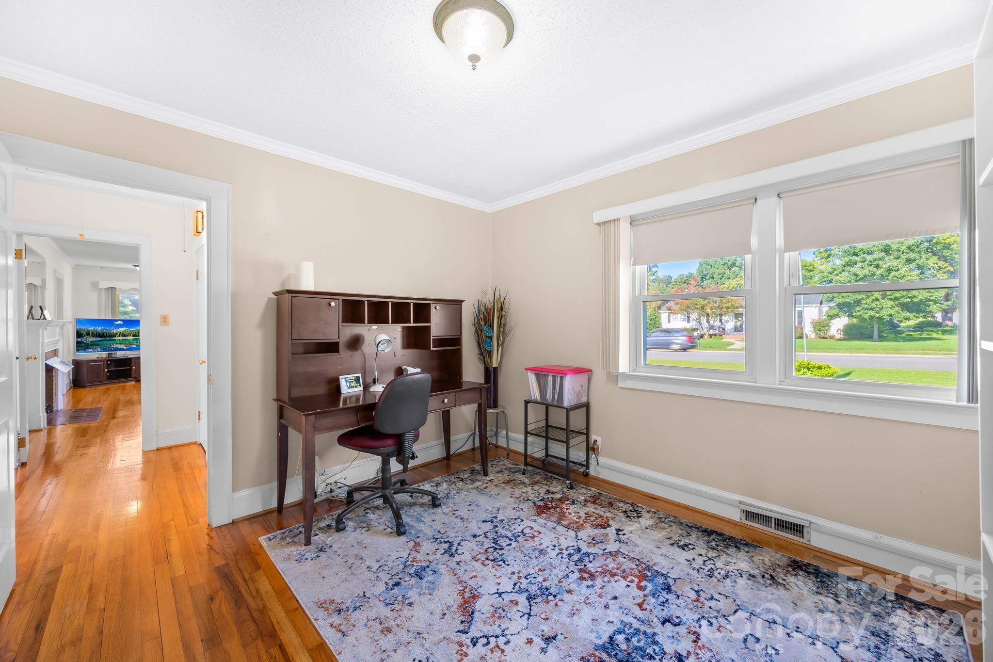 main property photo 17