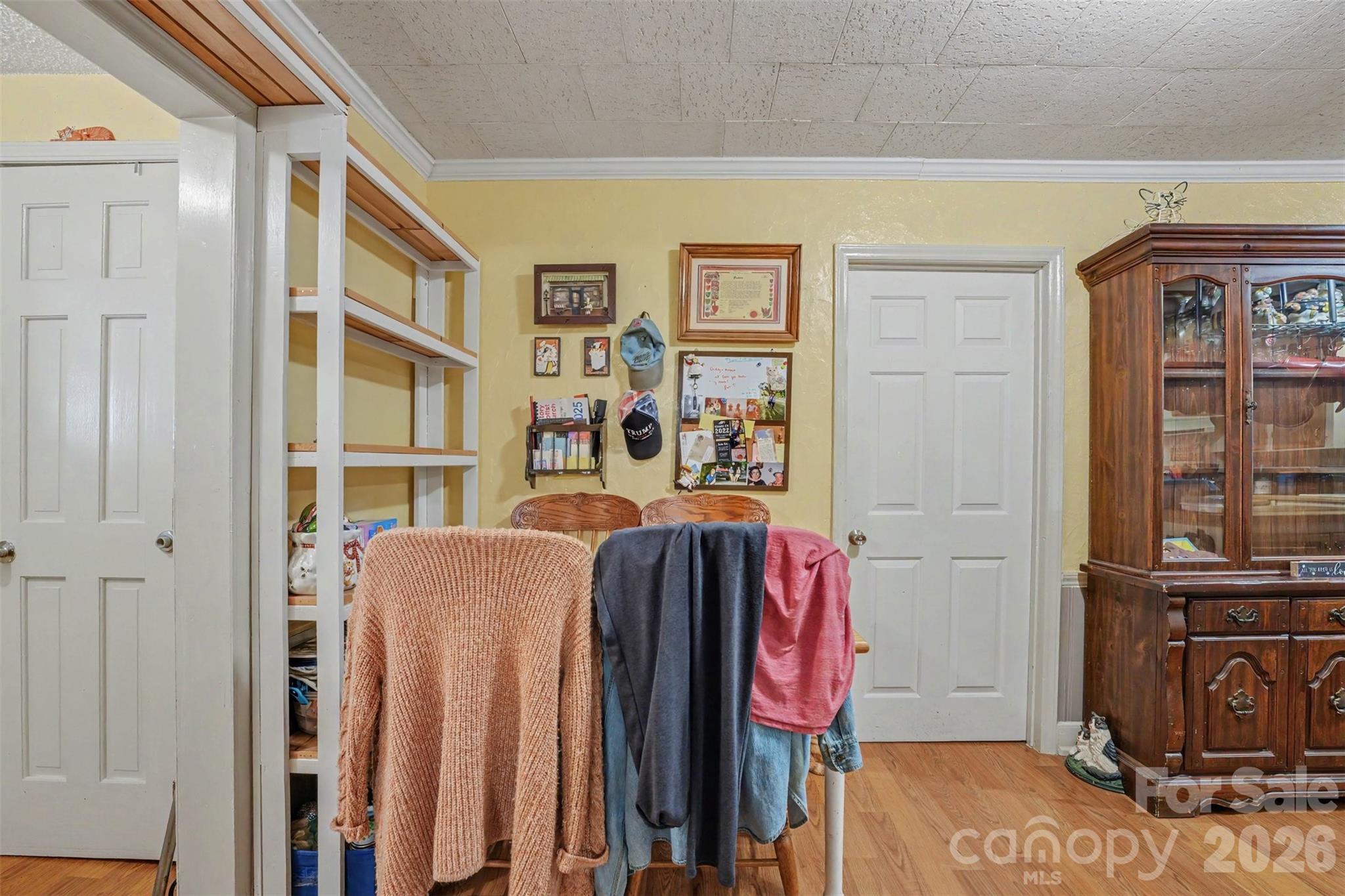 main property photo 23