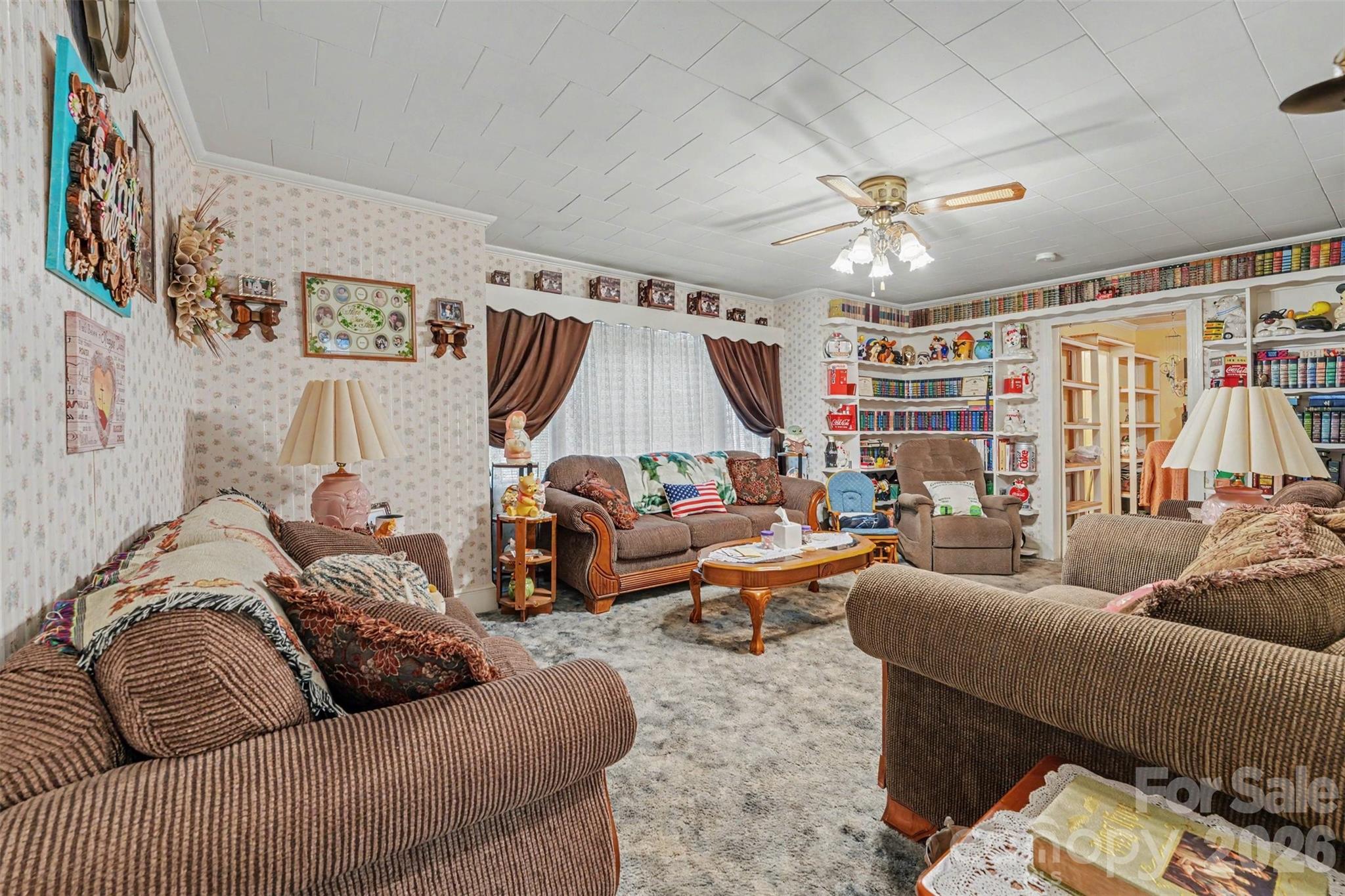 main property photo 5