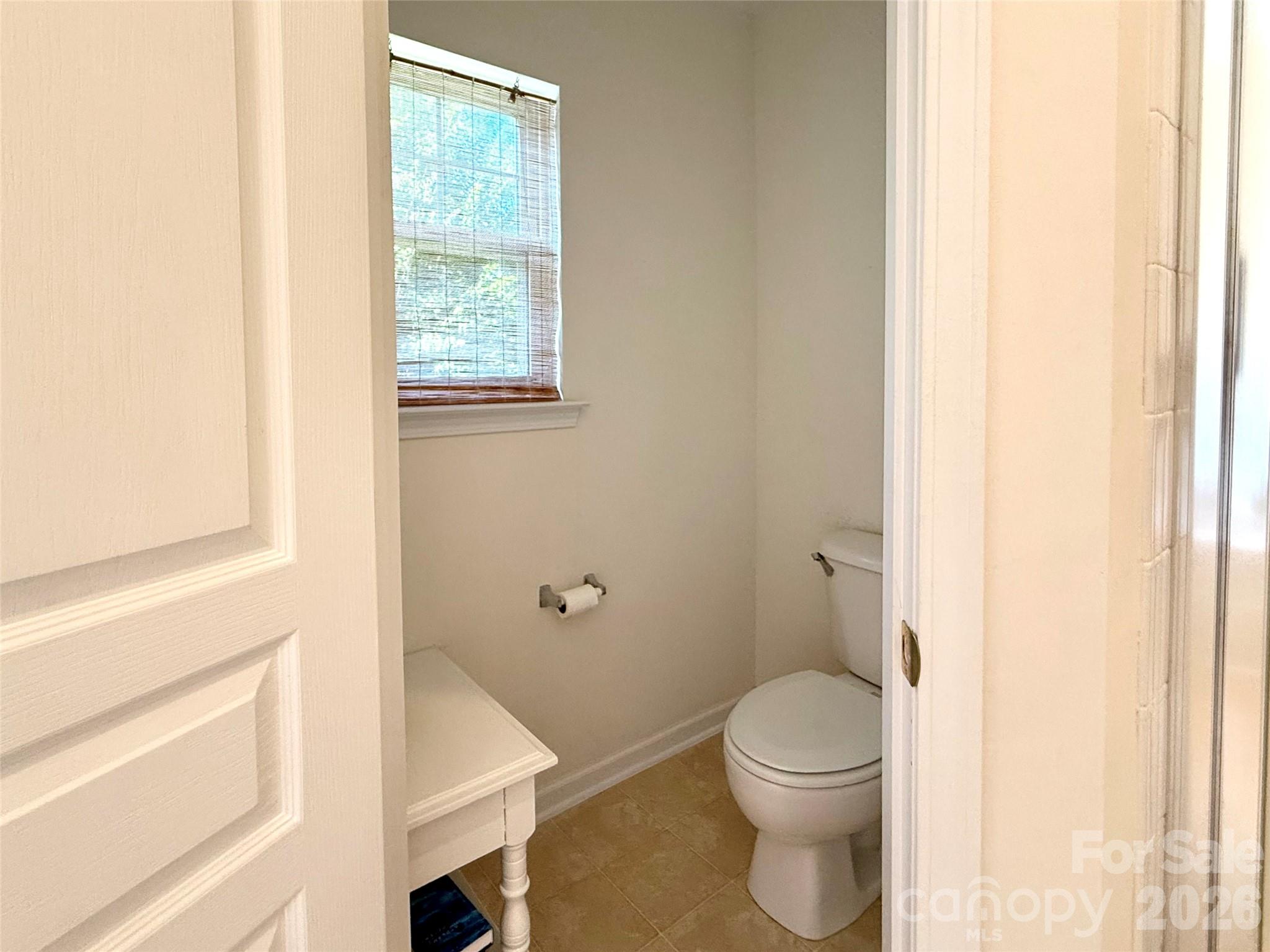 main property photo 25
