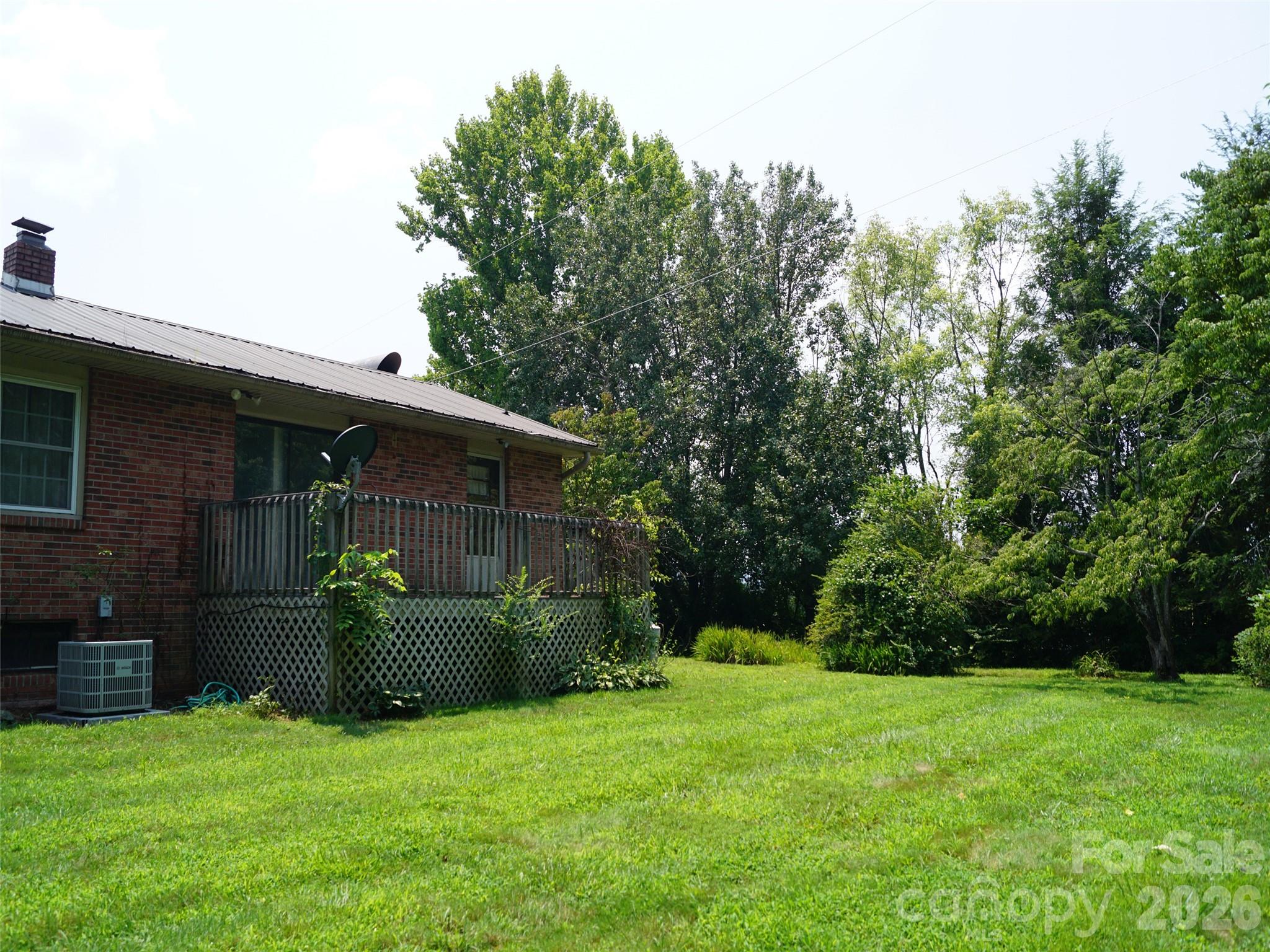 main property photo 9