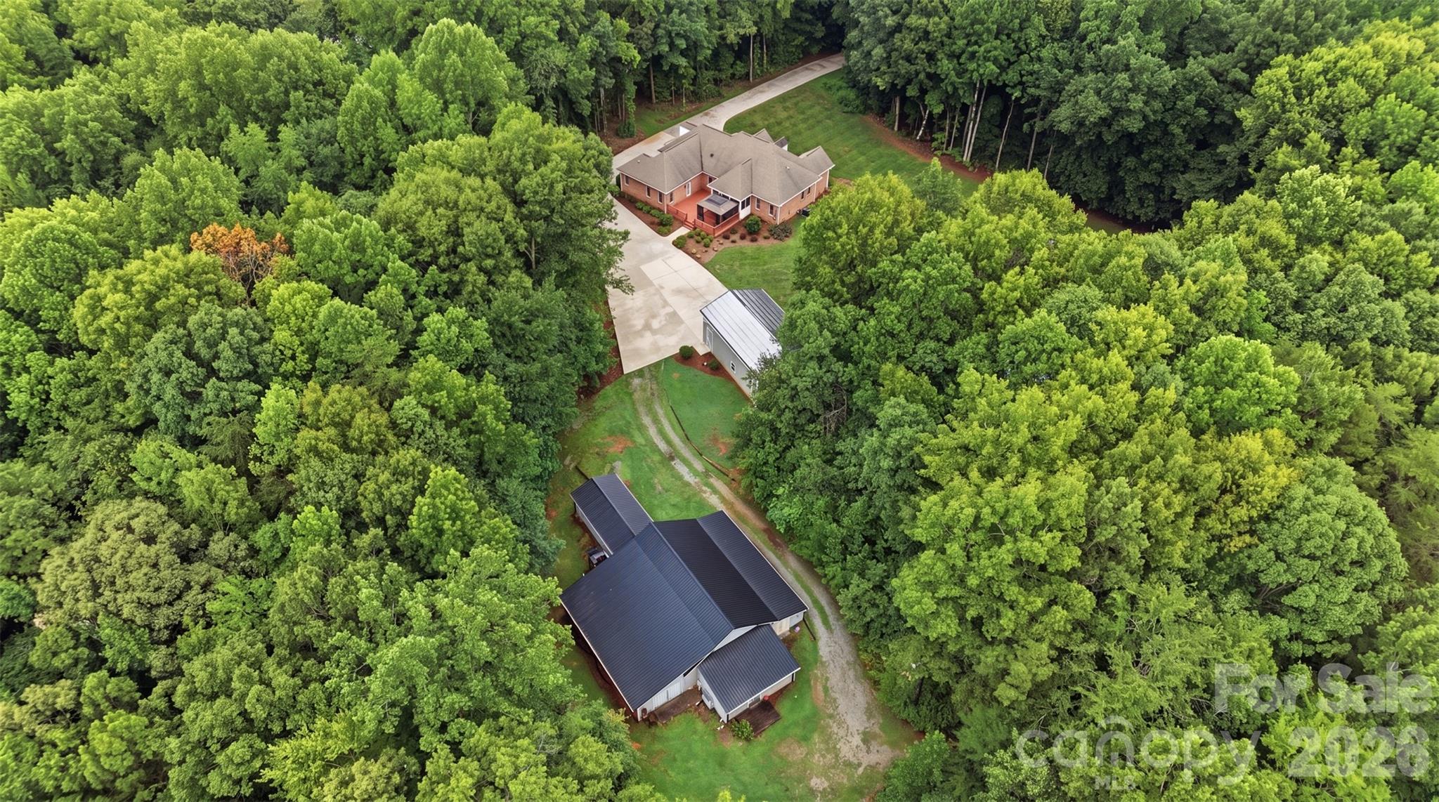 main property photo 41