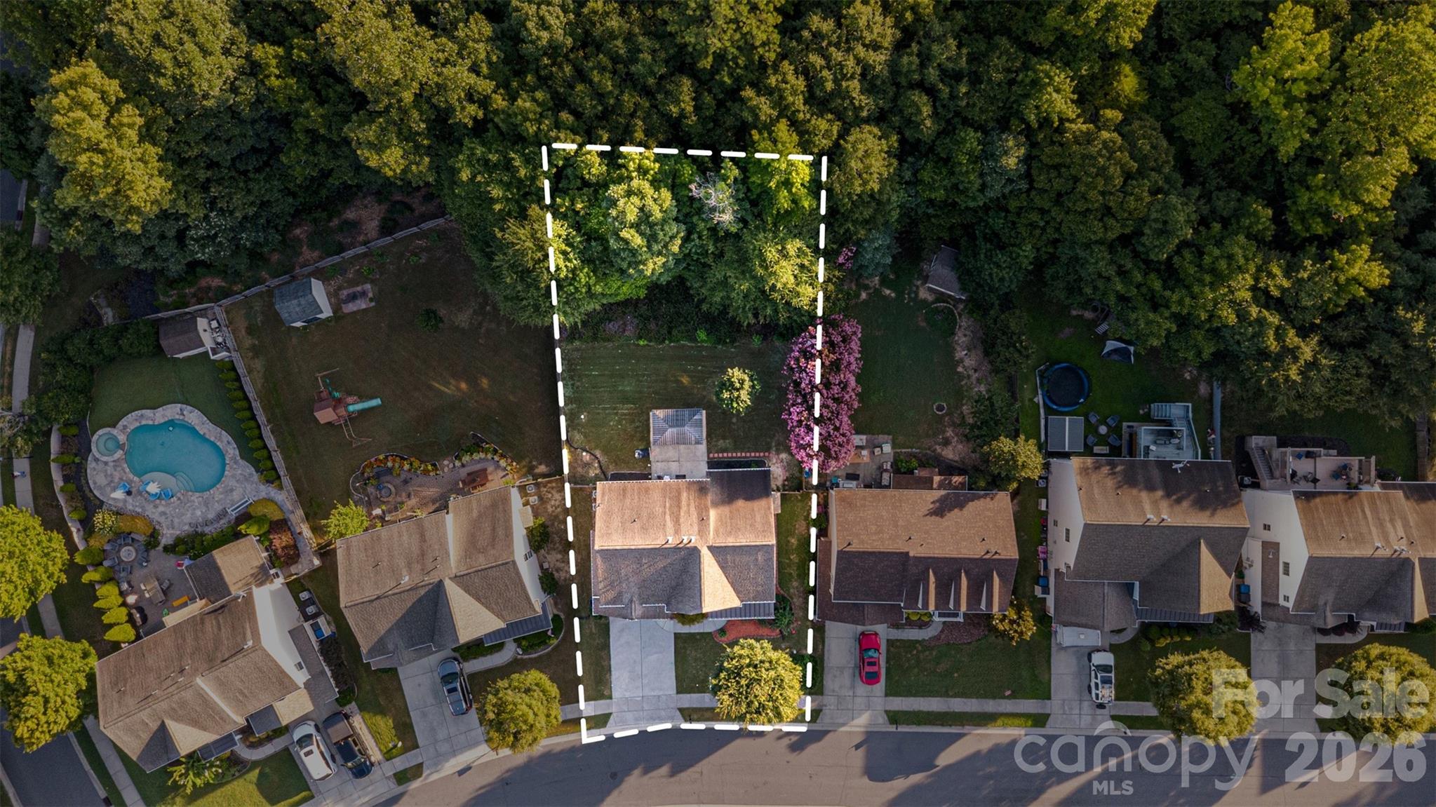 main property photo 30