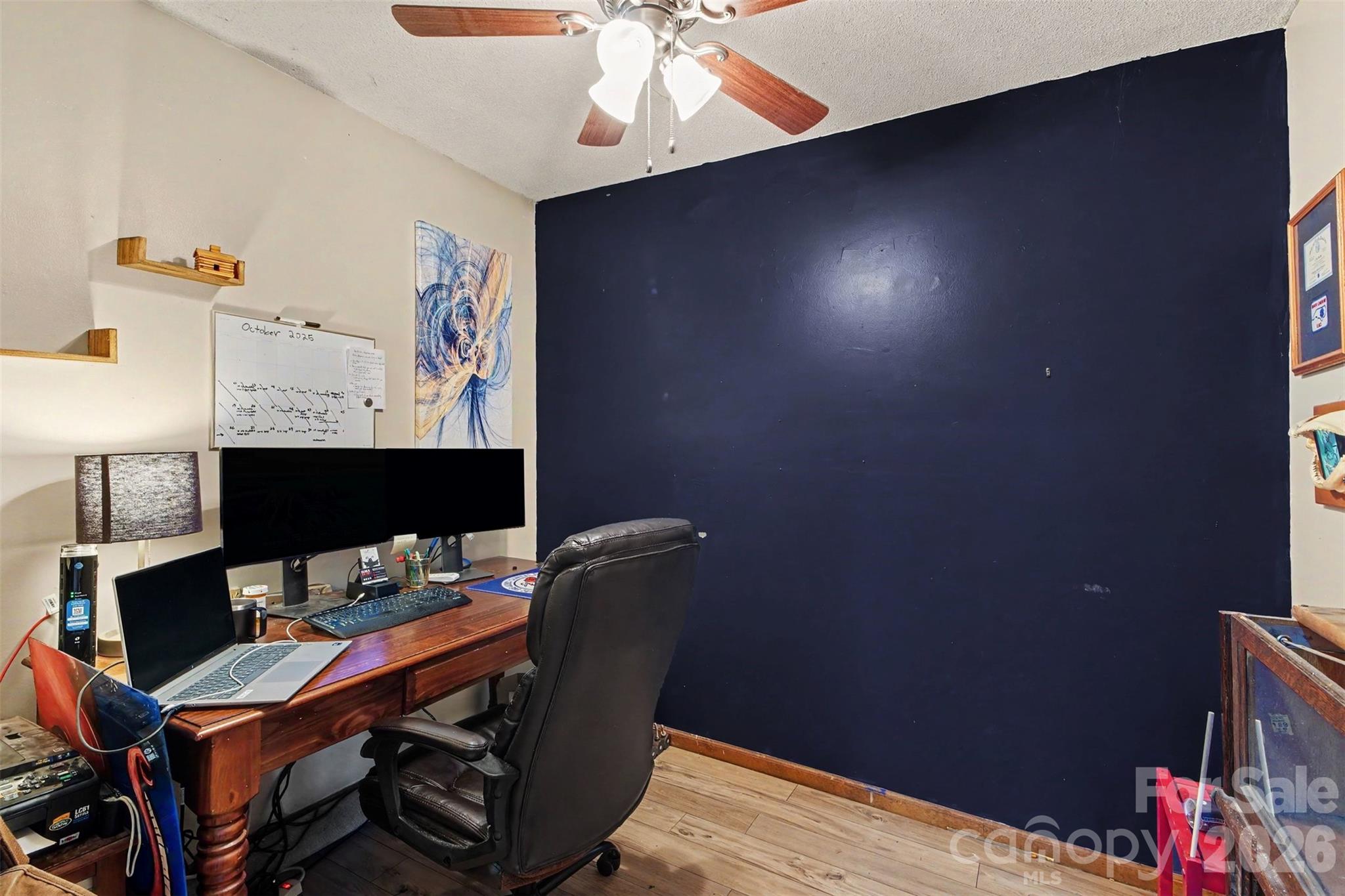 main property photo 13