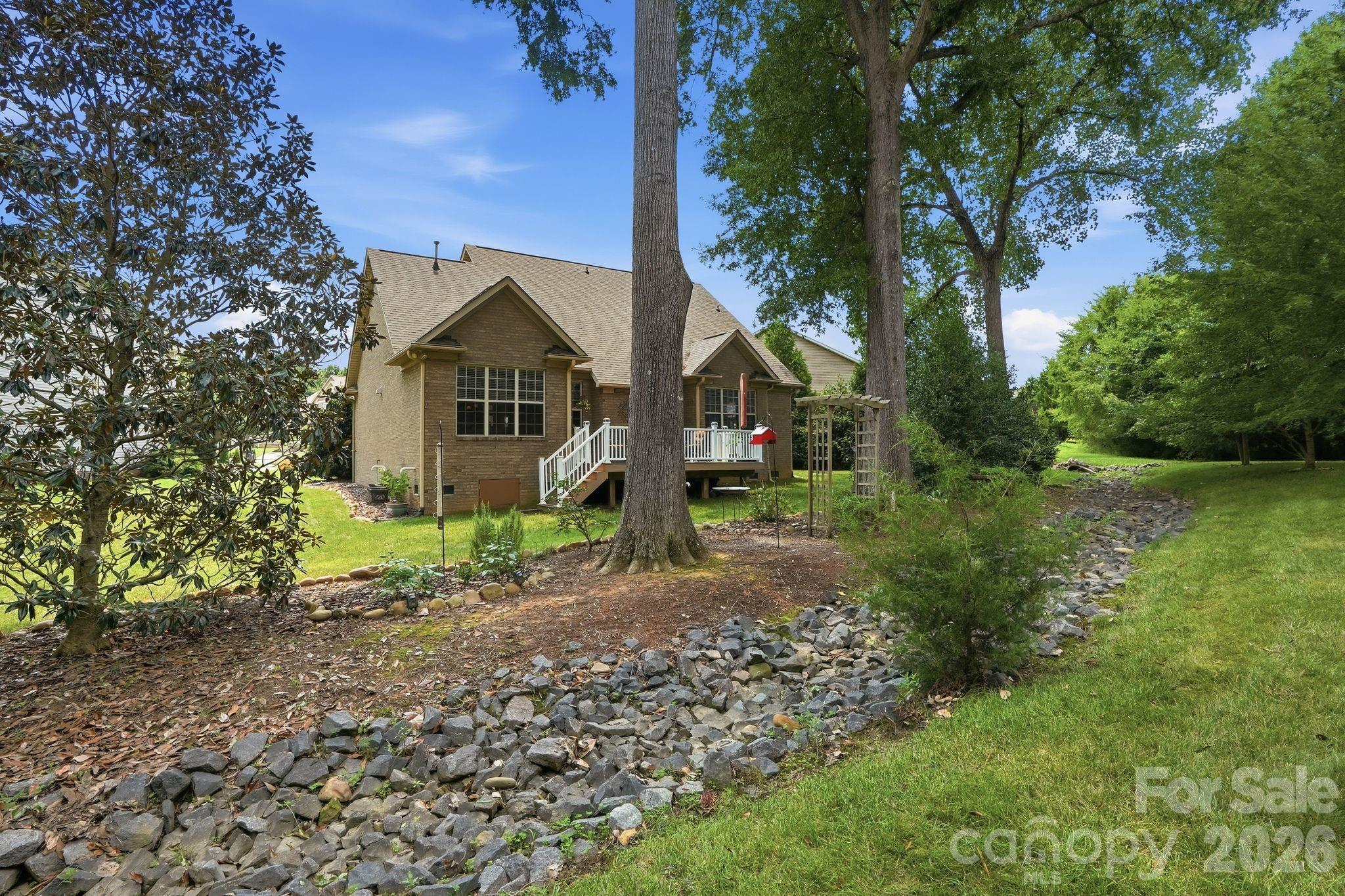 main property photo 43