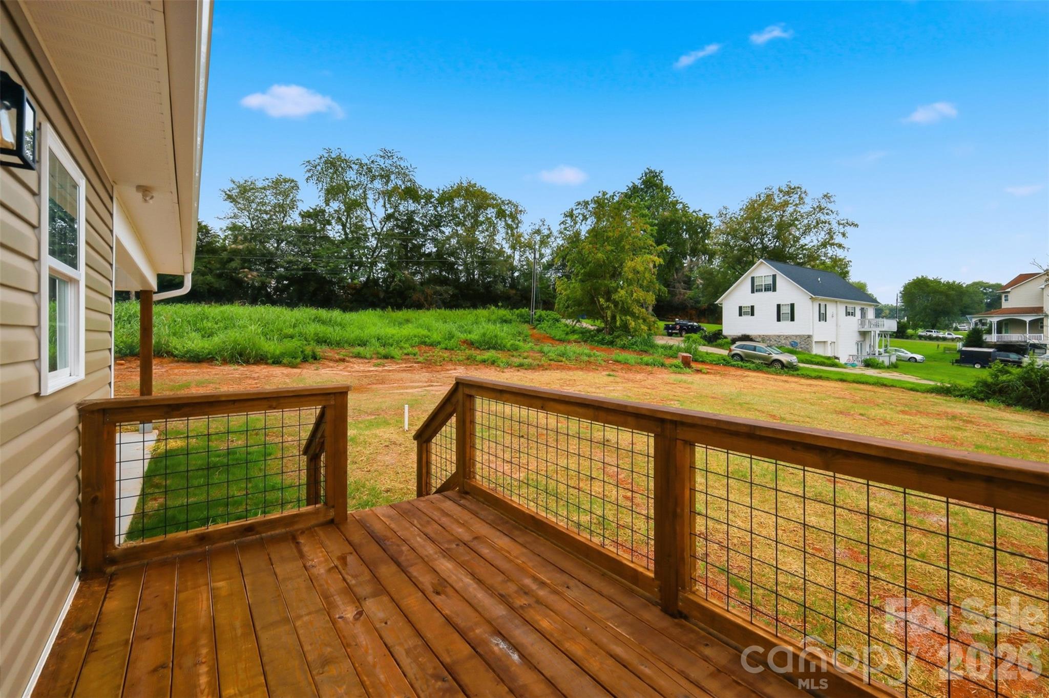 main property photo 30