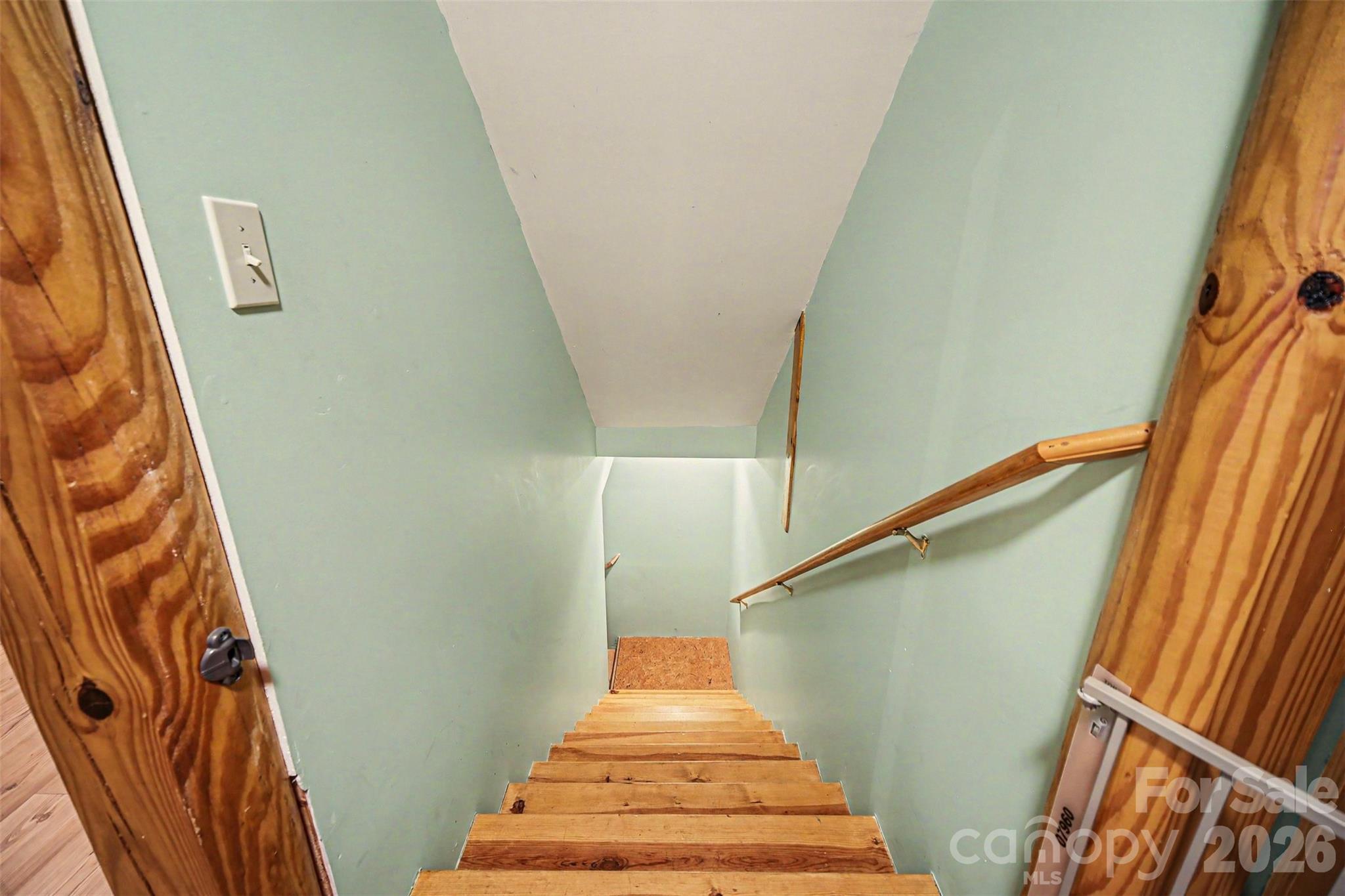 main property photo 24