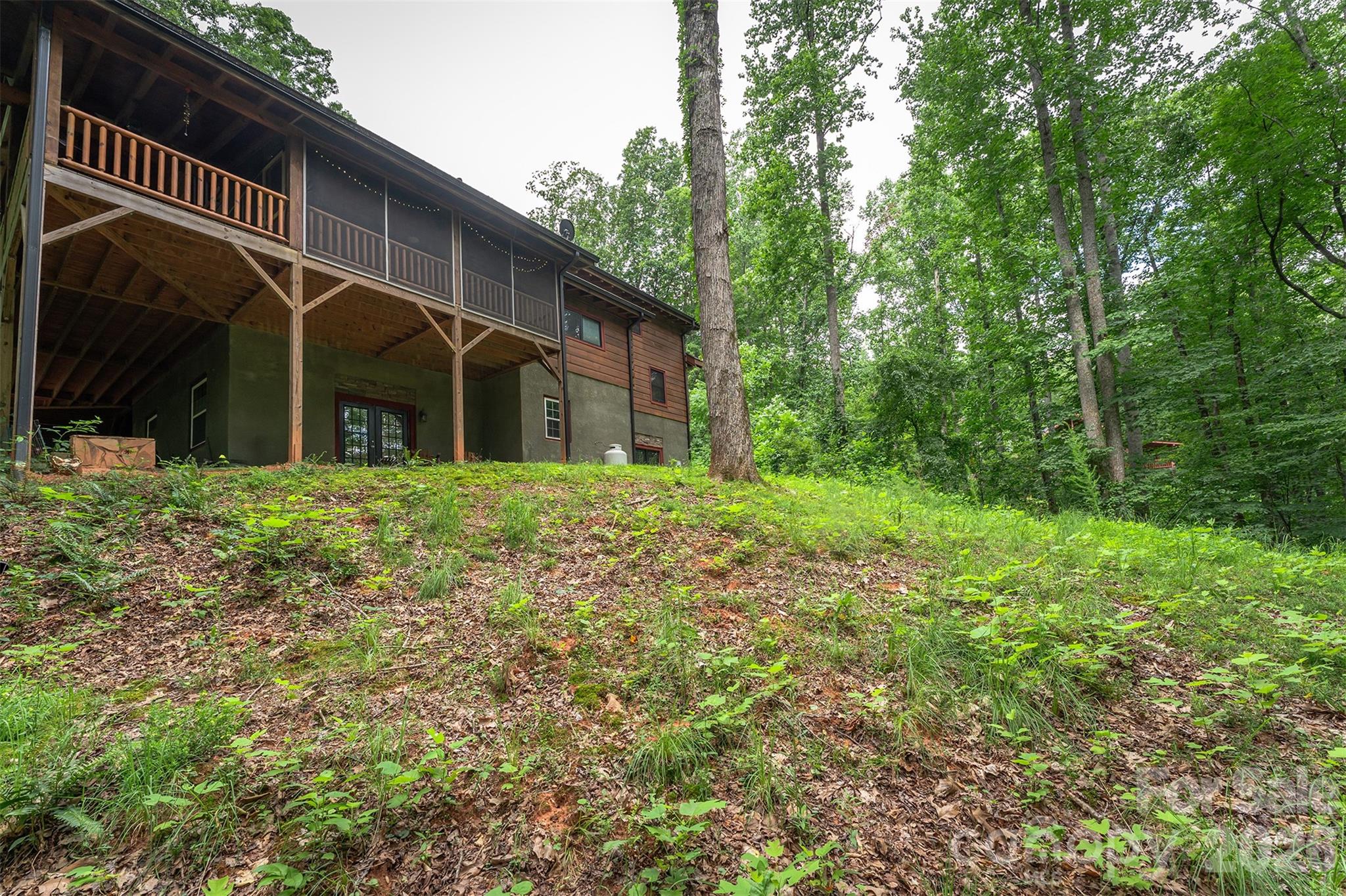 main property photo 32