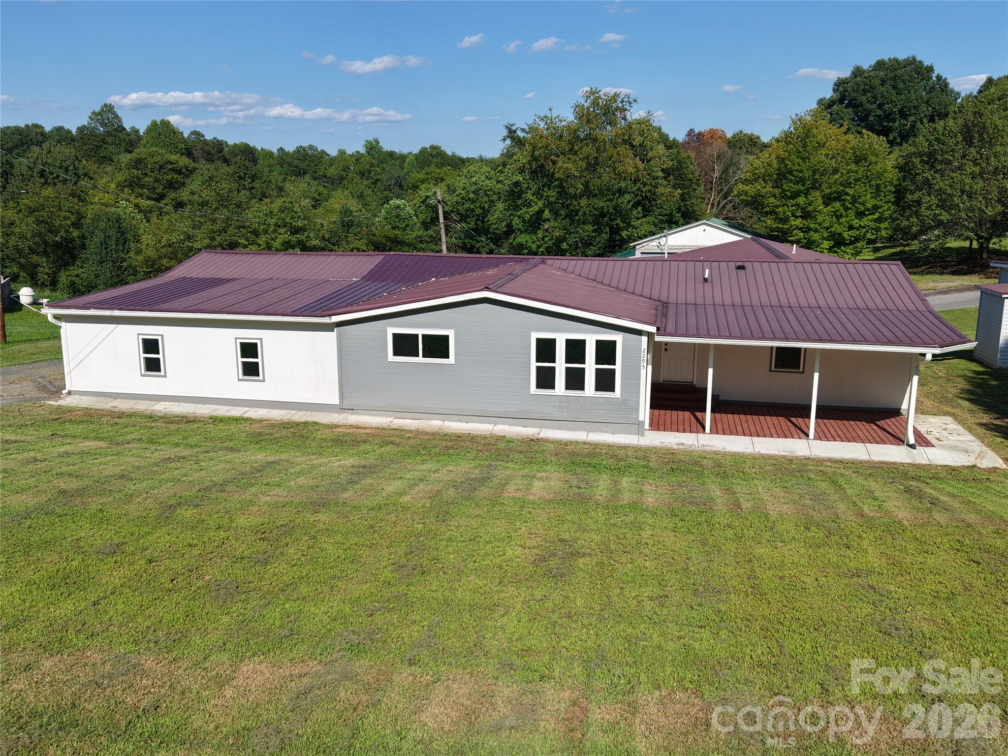 main property photo 2