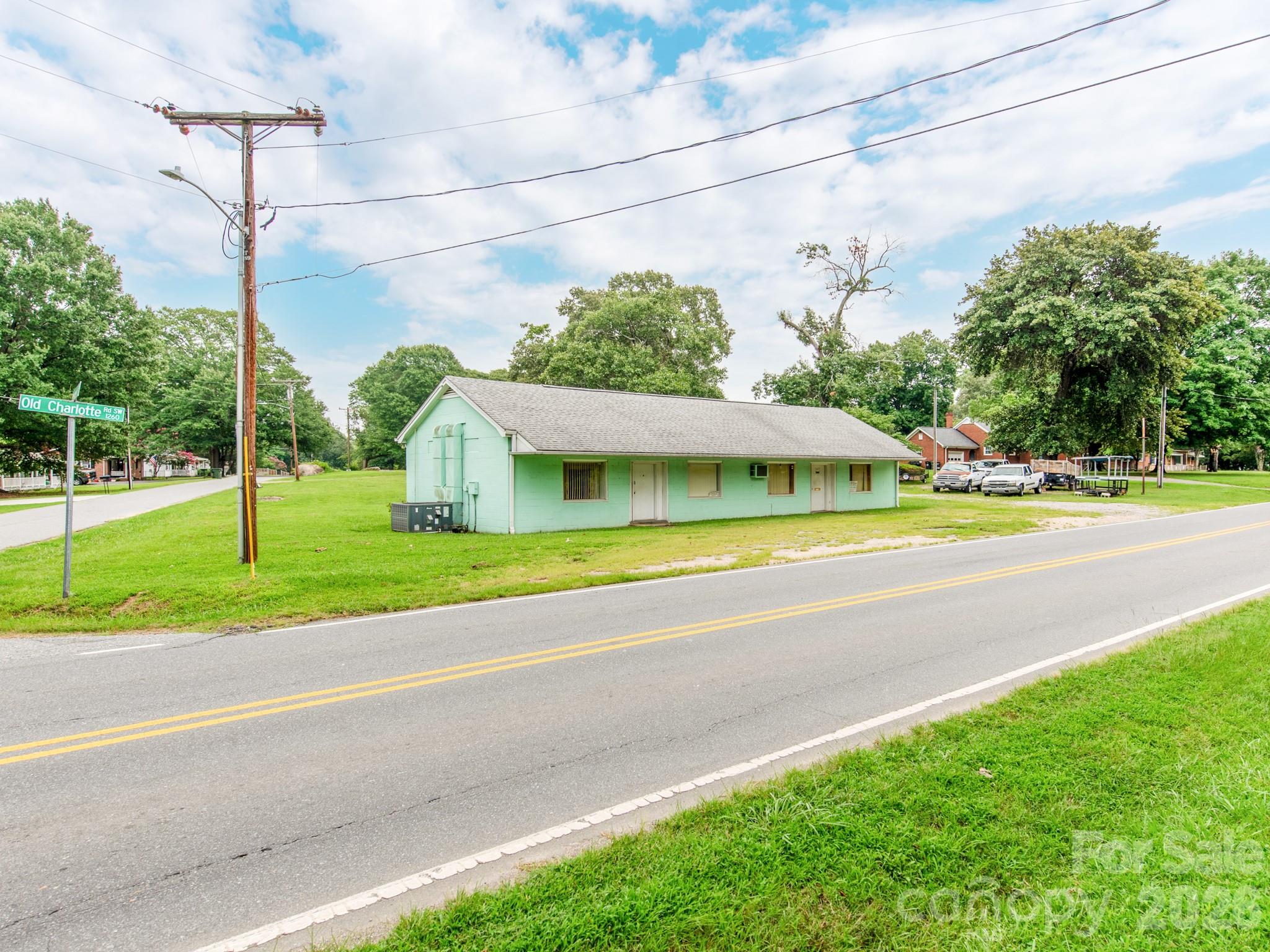 main property photo 11