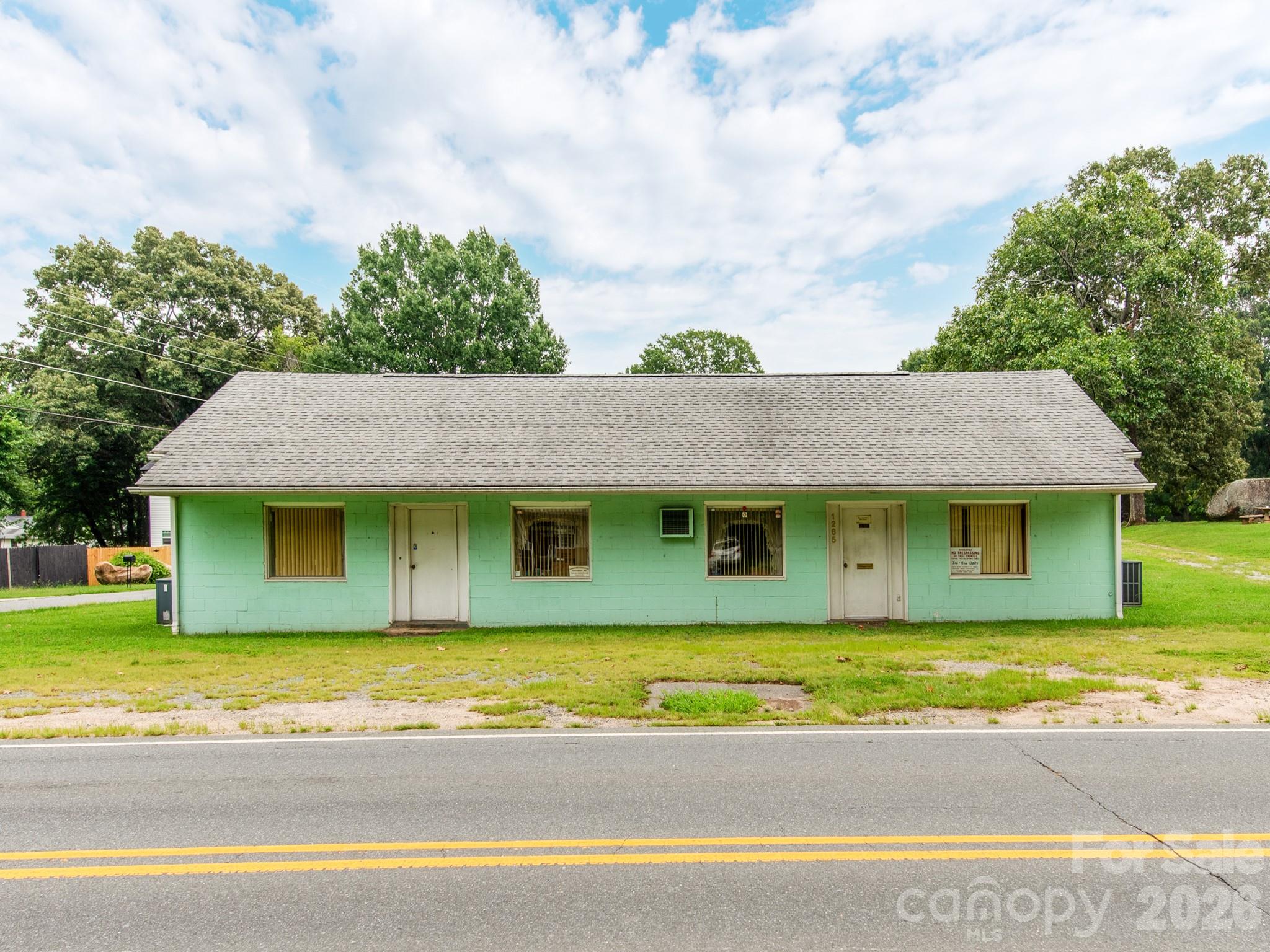 main property photo 2