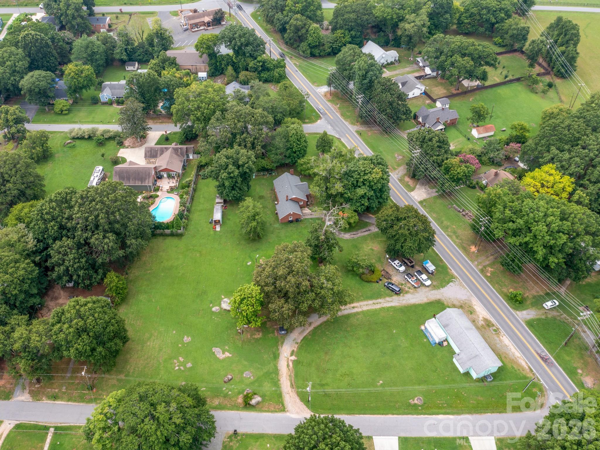 main property photo 21