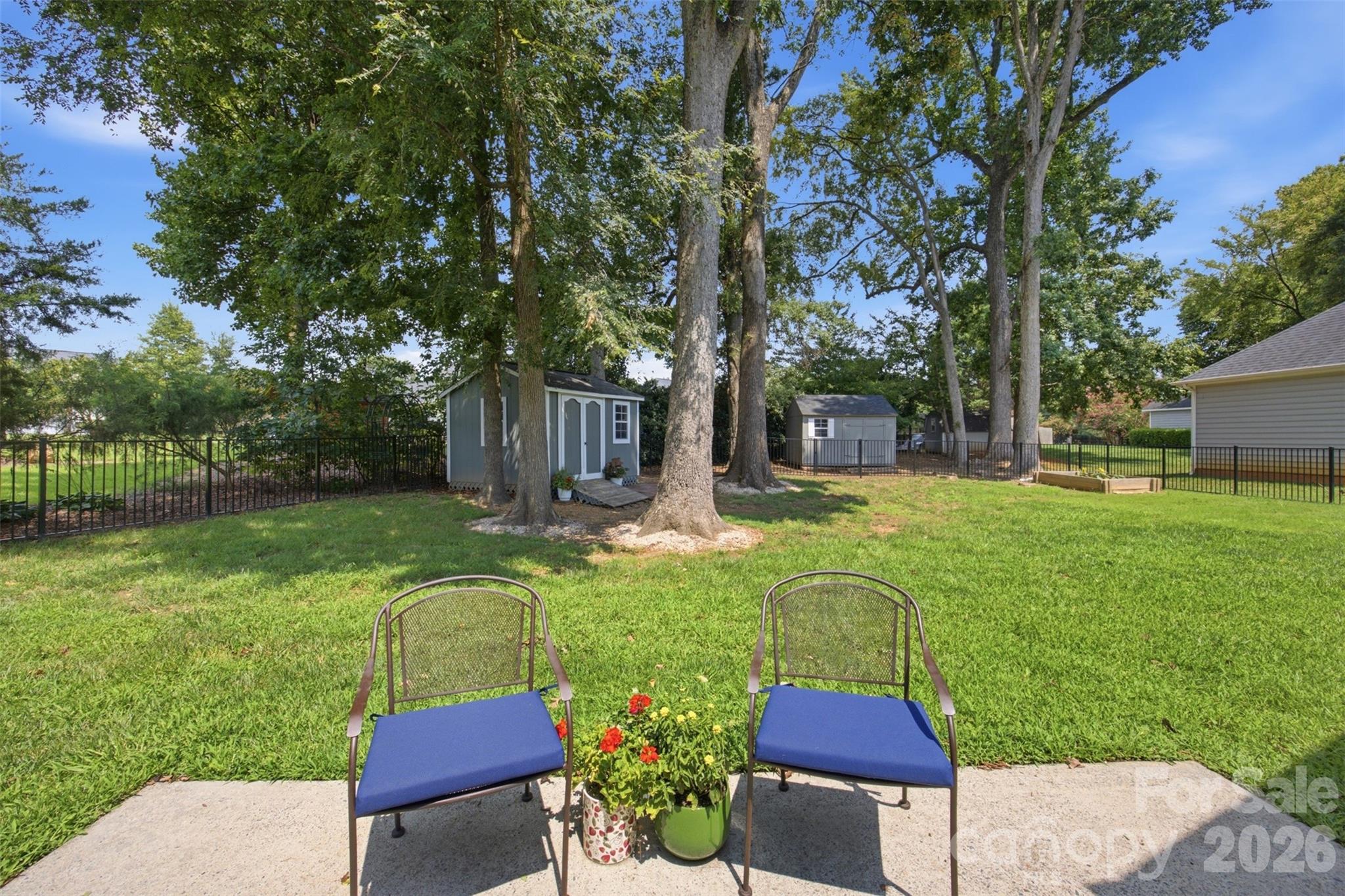 main property photo 22