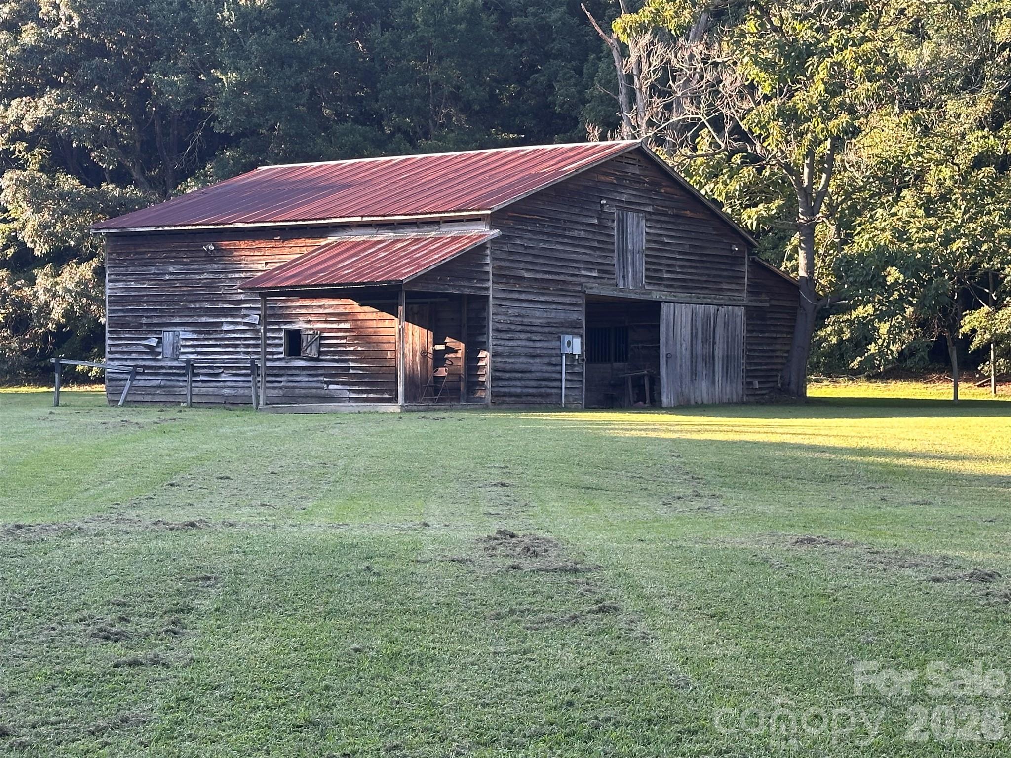 main property photo 42