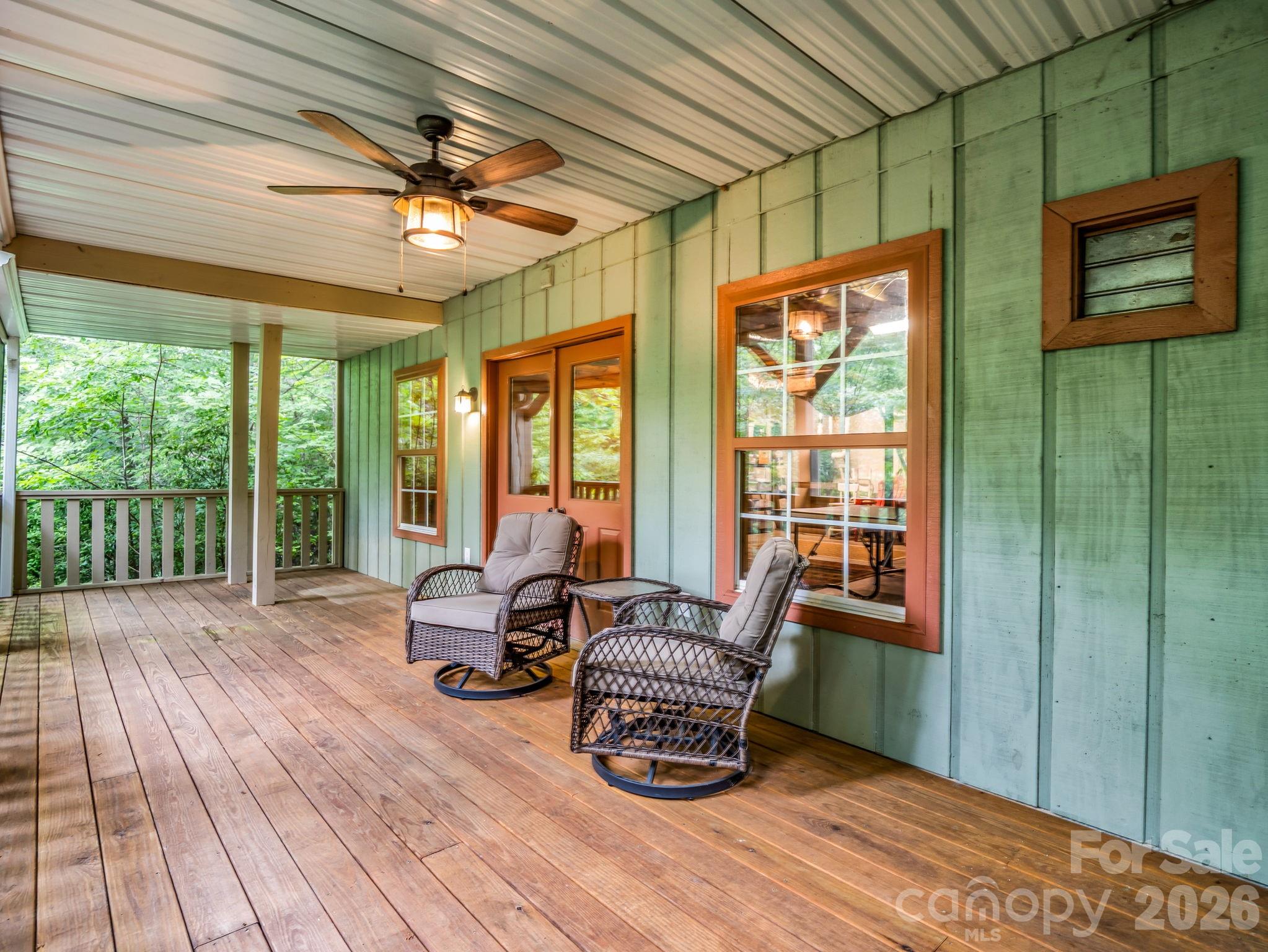 main property photo 40