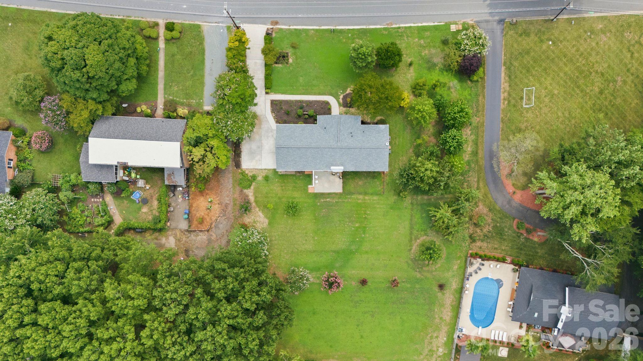 main property photo 43
