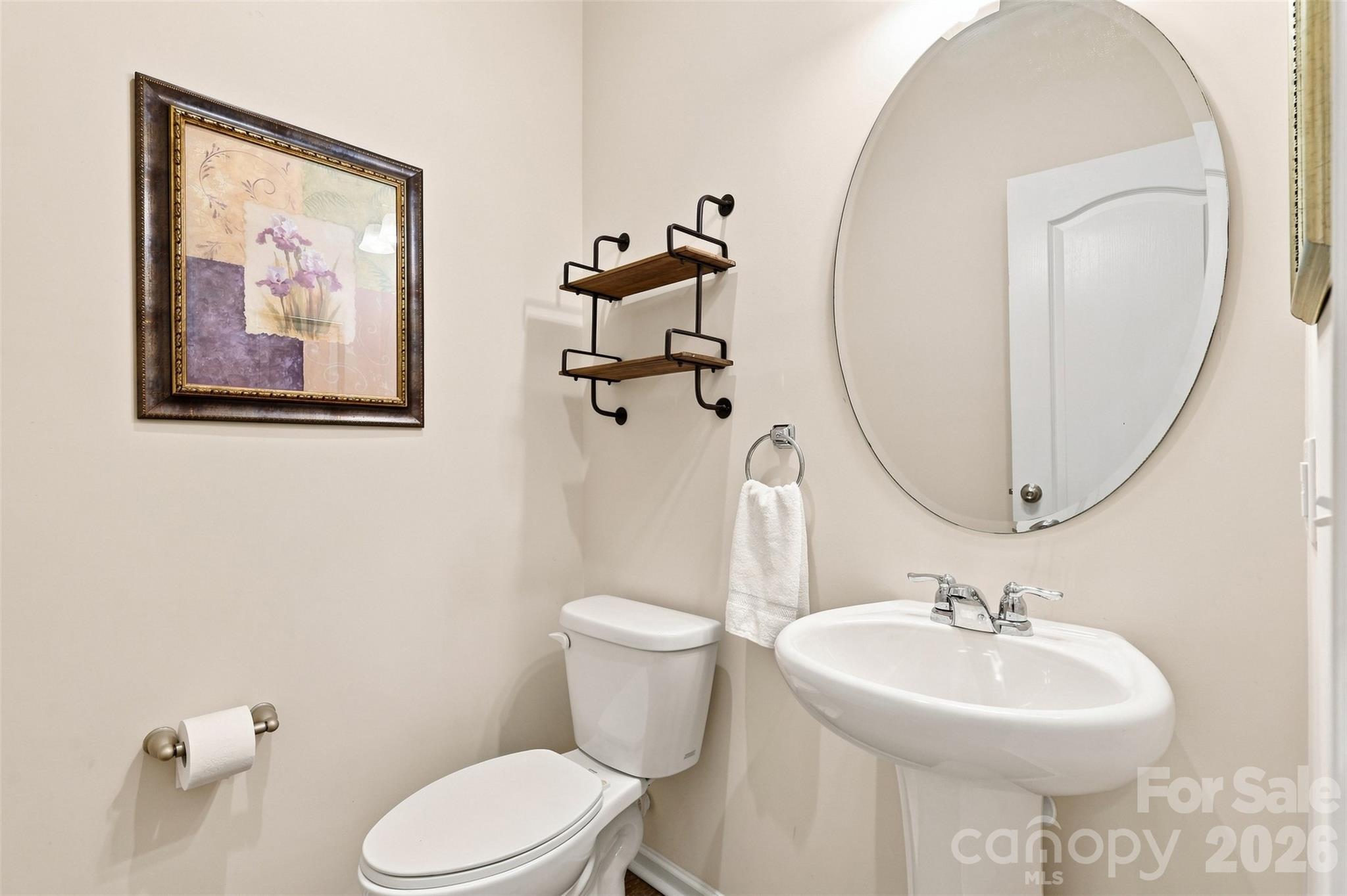 main property photo 20