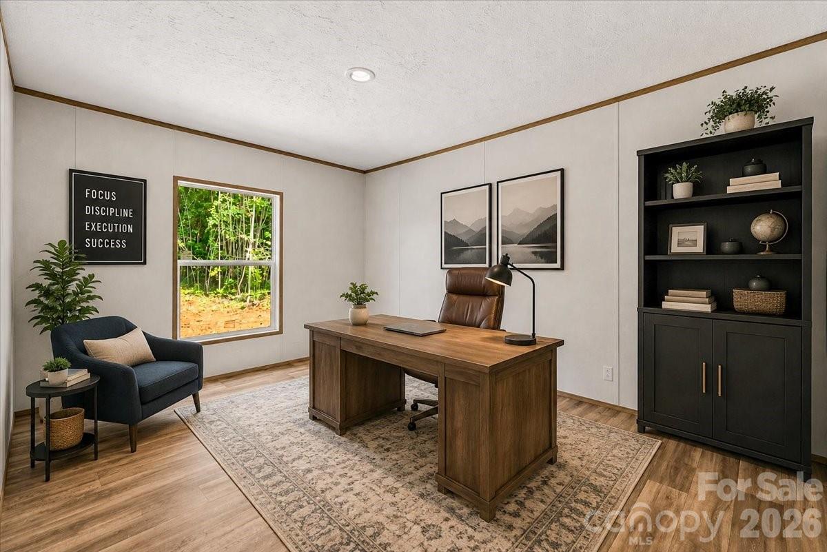 main property photo 30