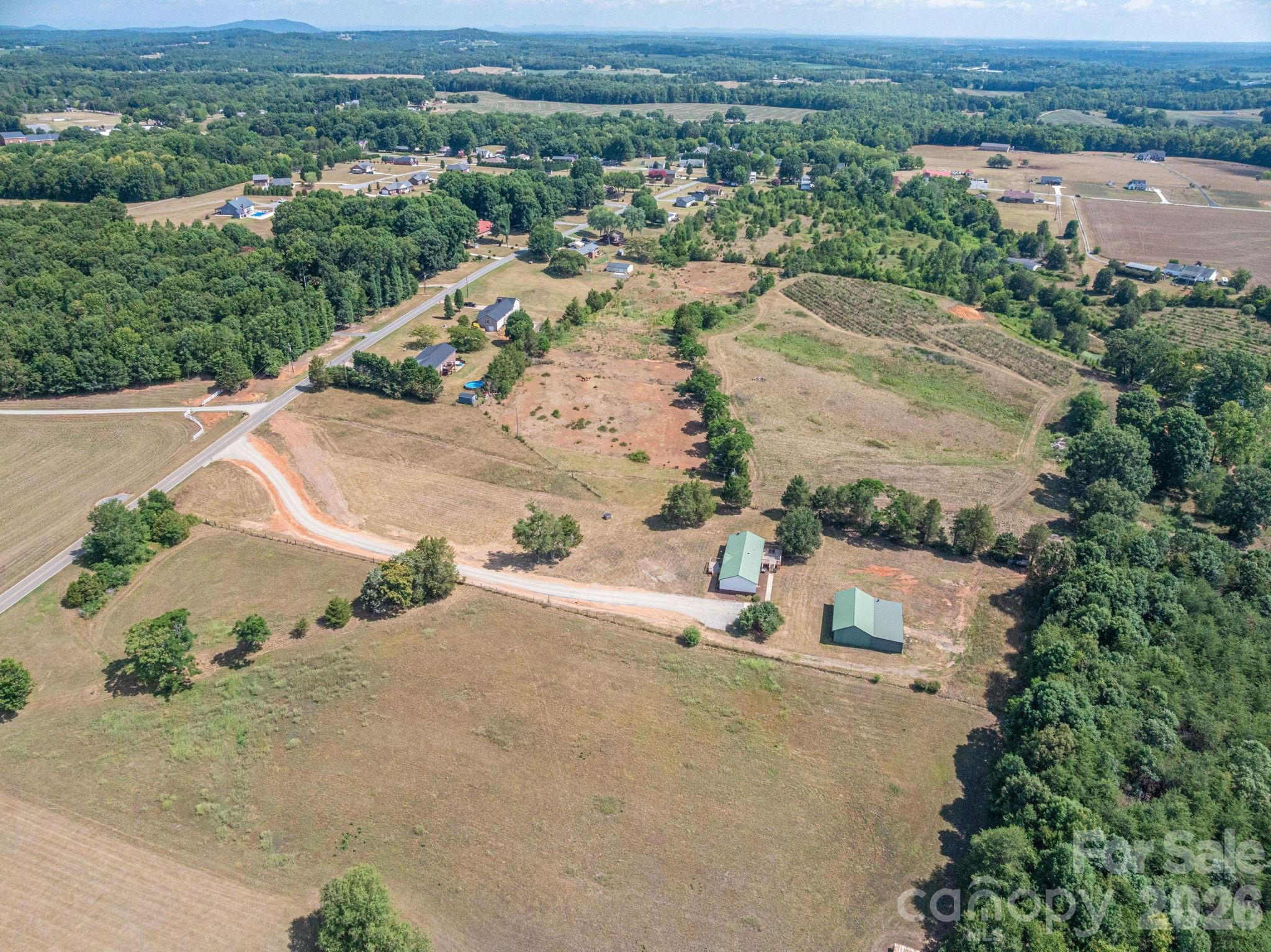 main property photo 33