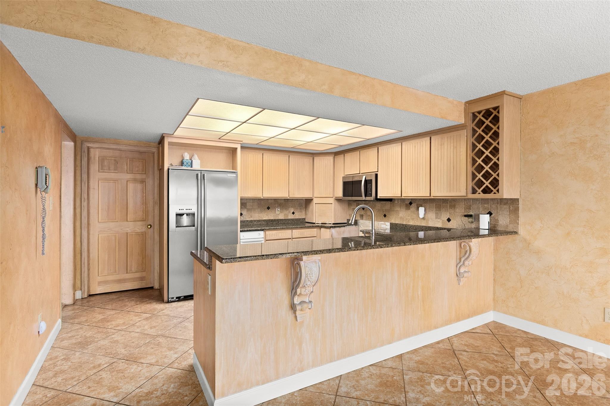 main property photo 12