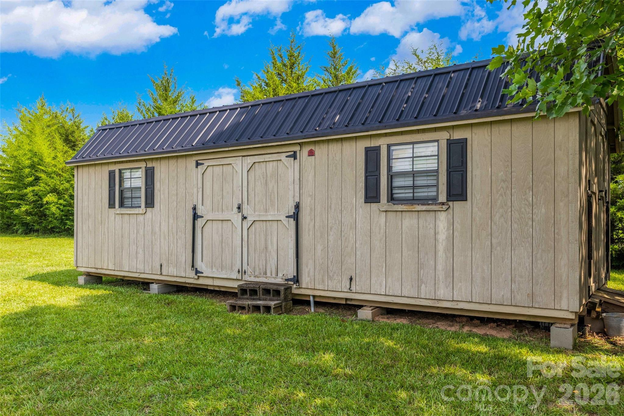 main property photo 22