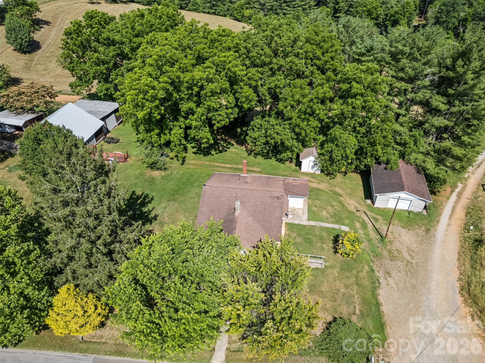 main property photo 15