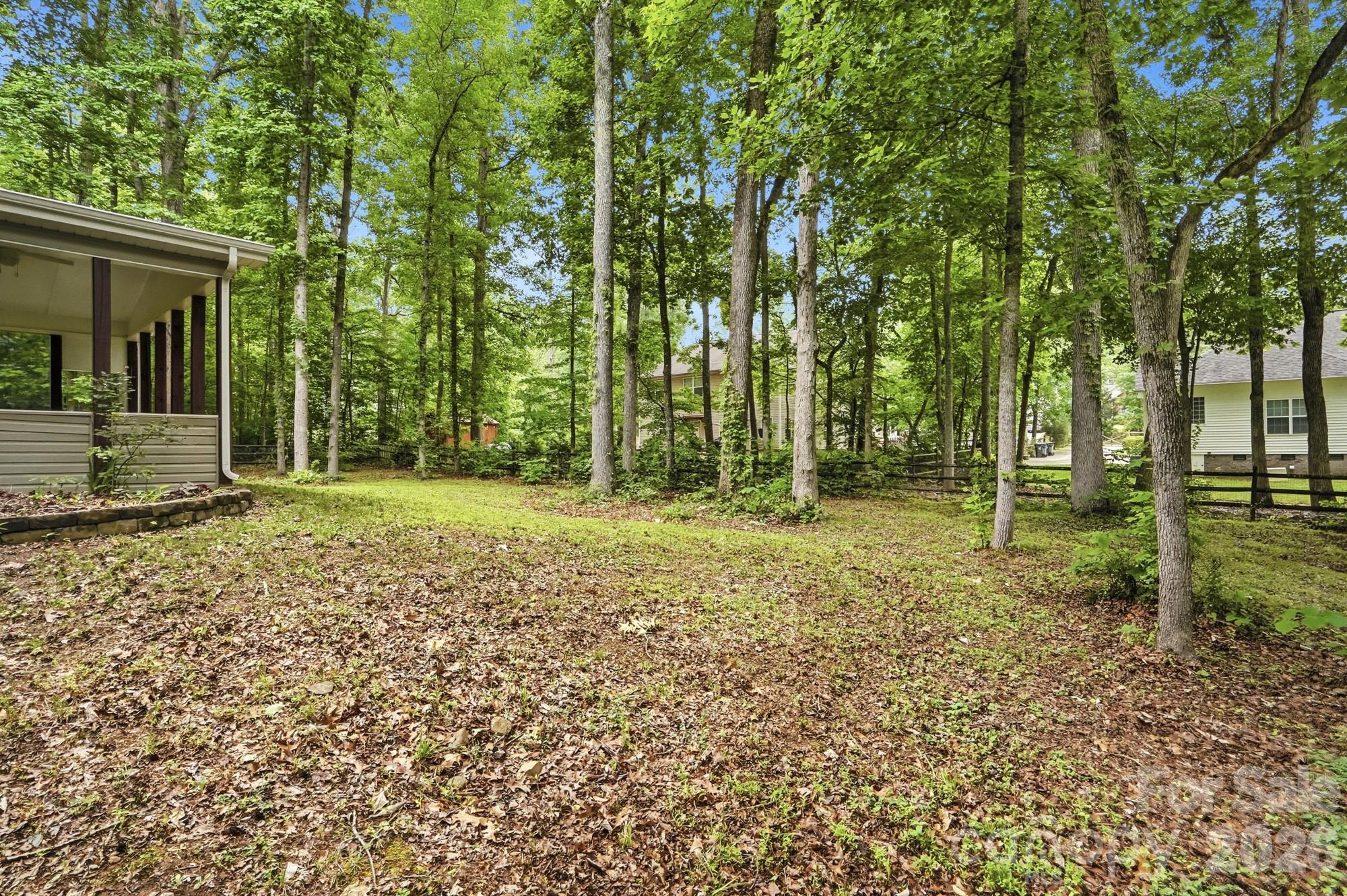 main property photo 33