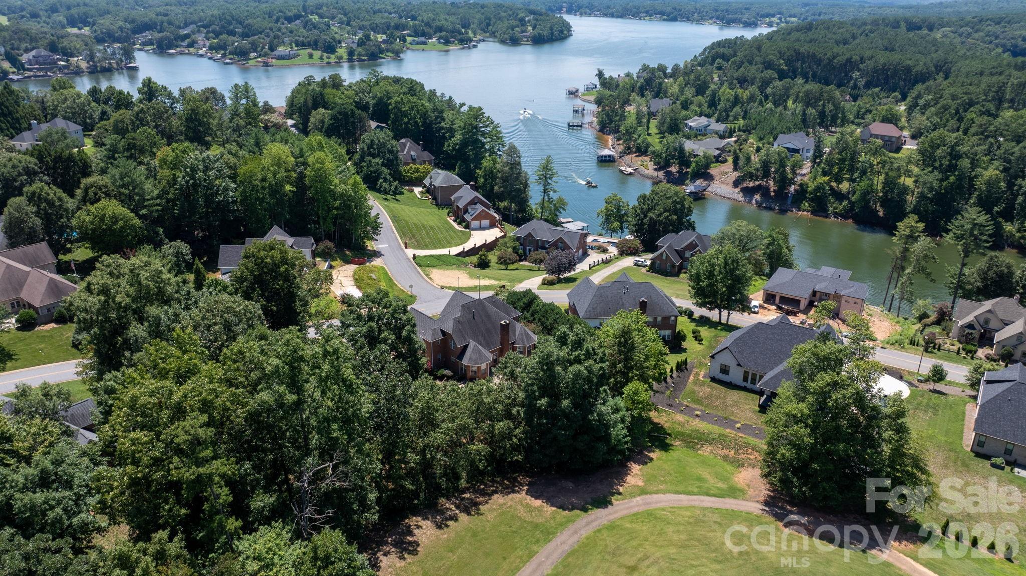 main property photo 41