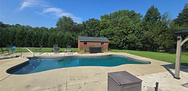 image of property with 6 Bed | 3 Bath | 4,473 Sqft