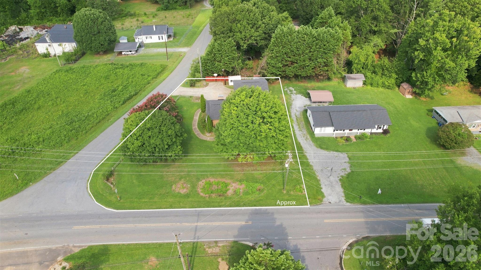 main property photo 37