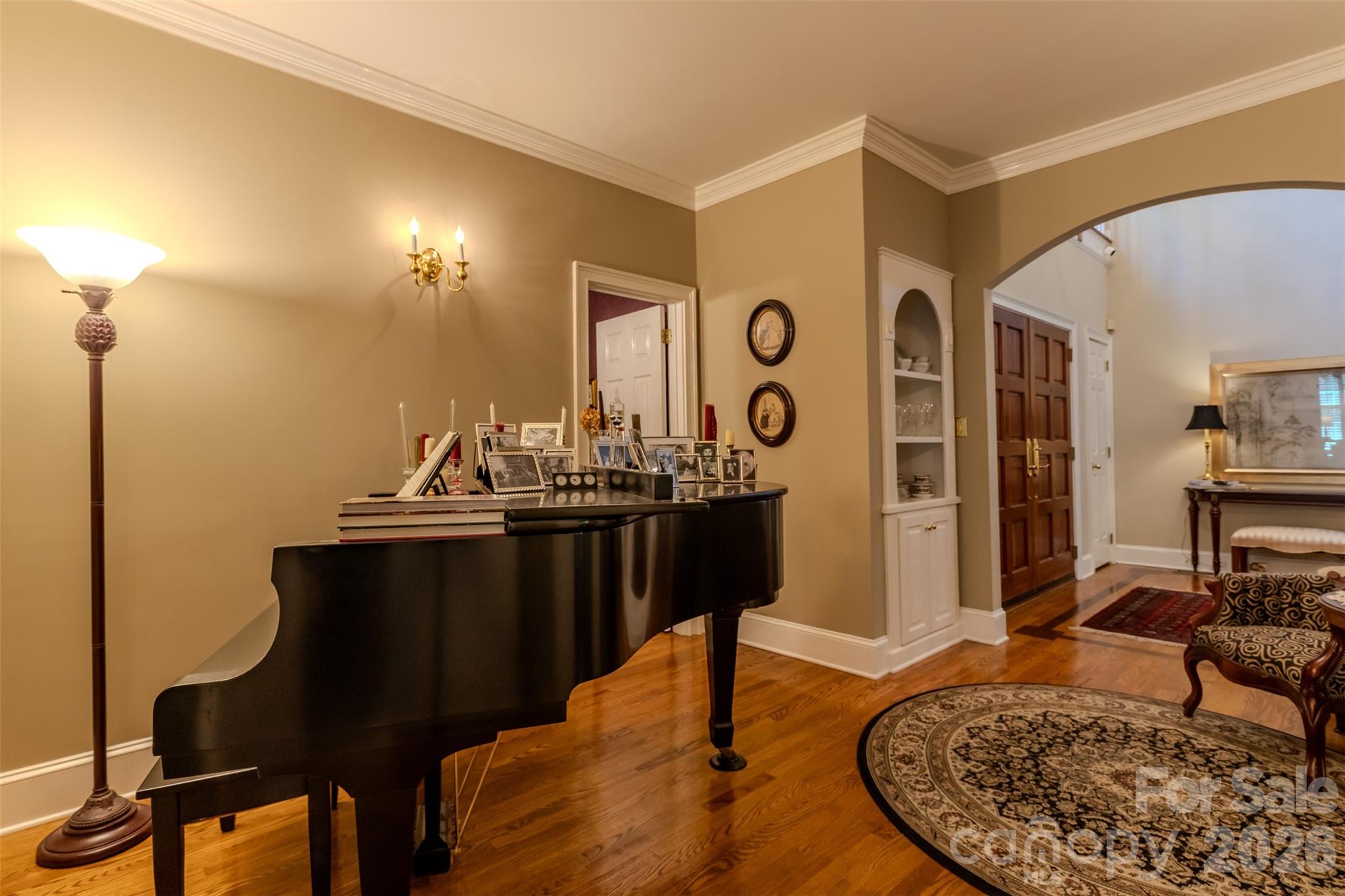 main property photo 12