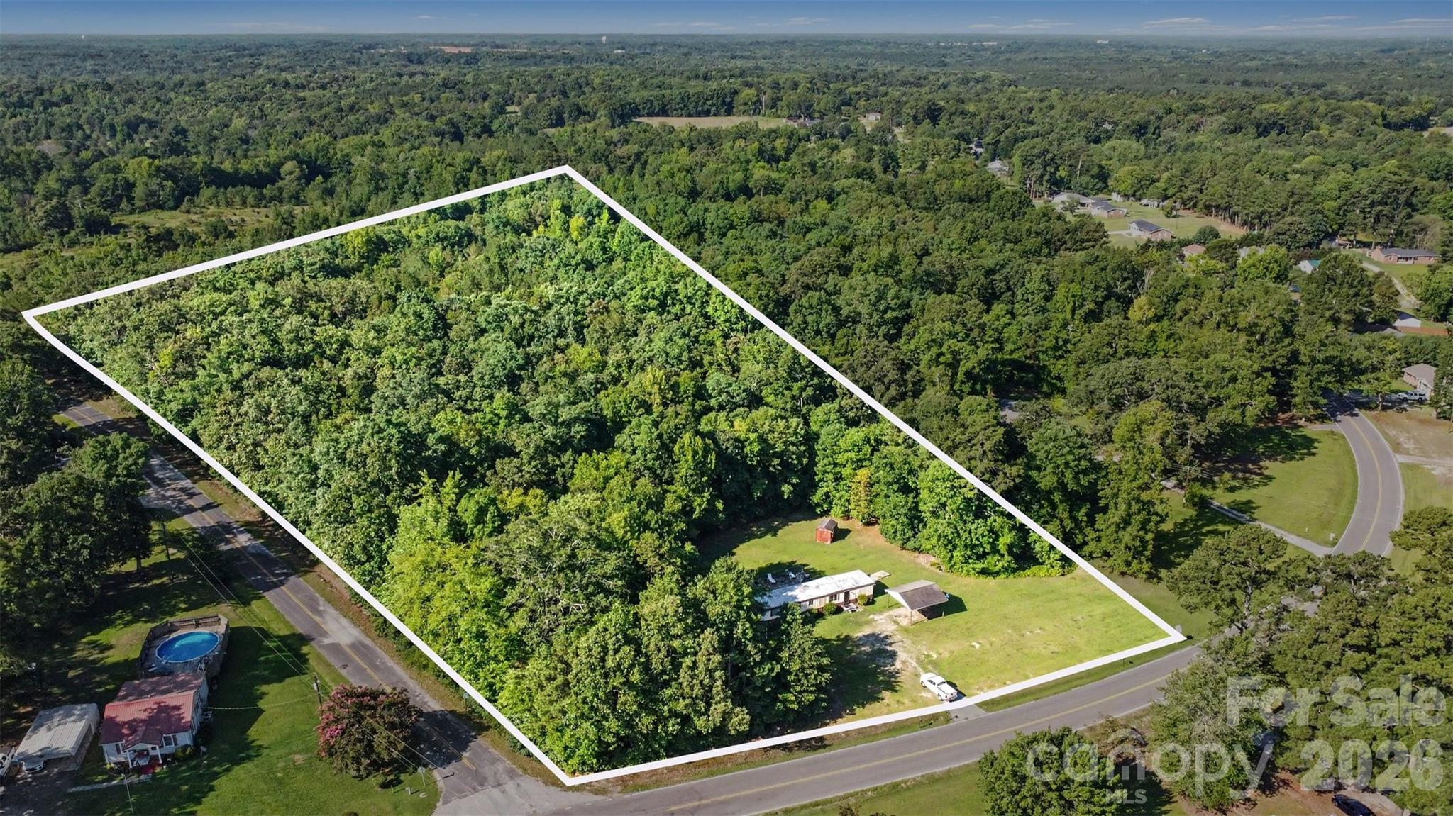 main property photo 26