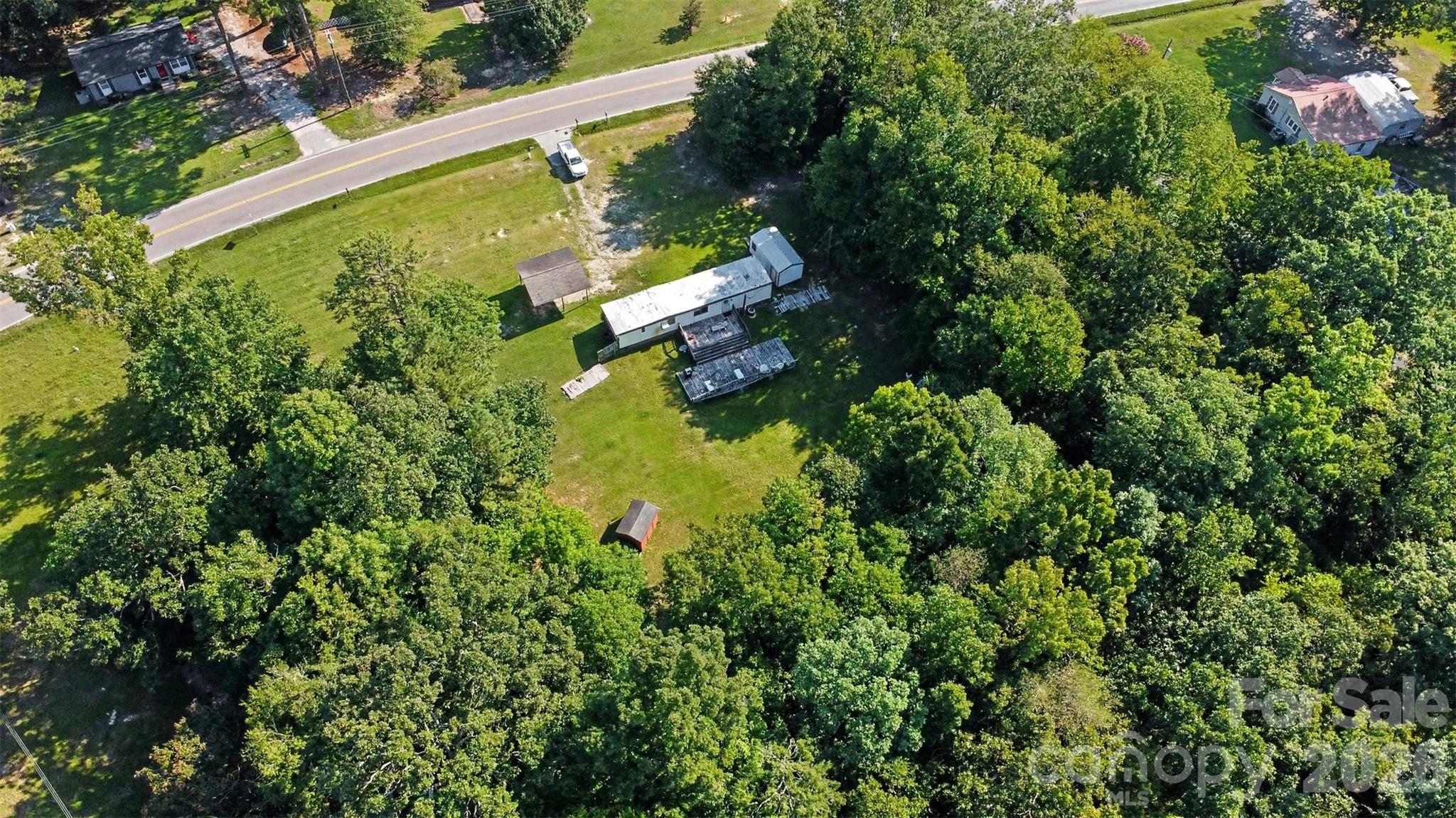 main property photo 33