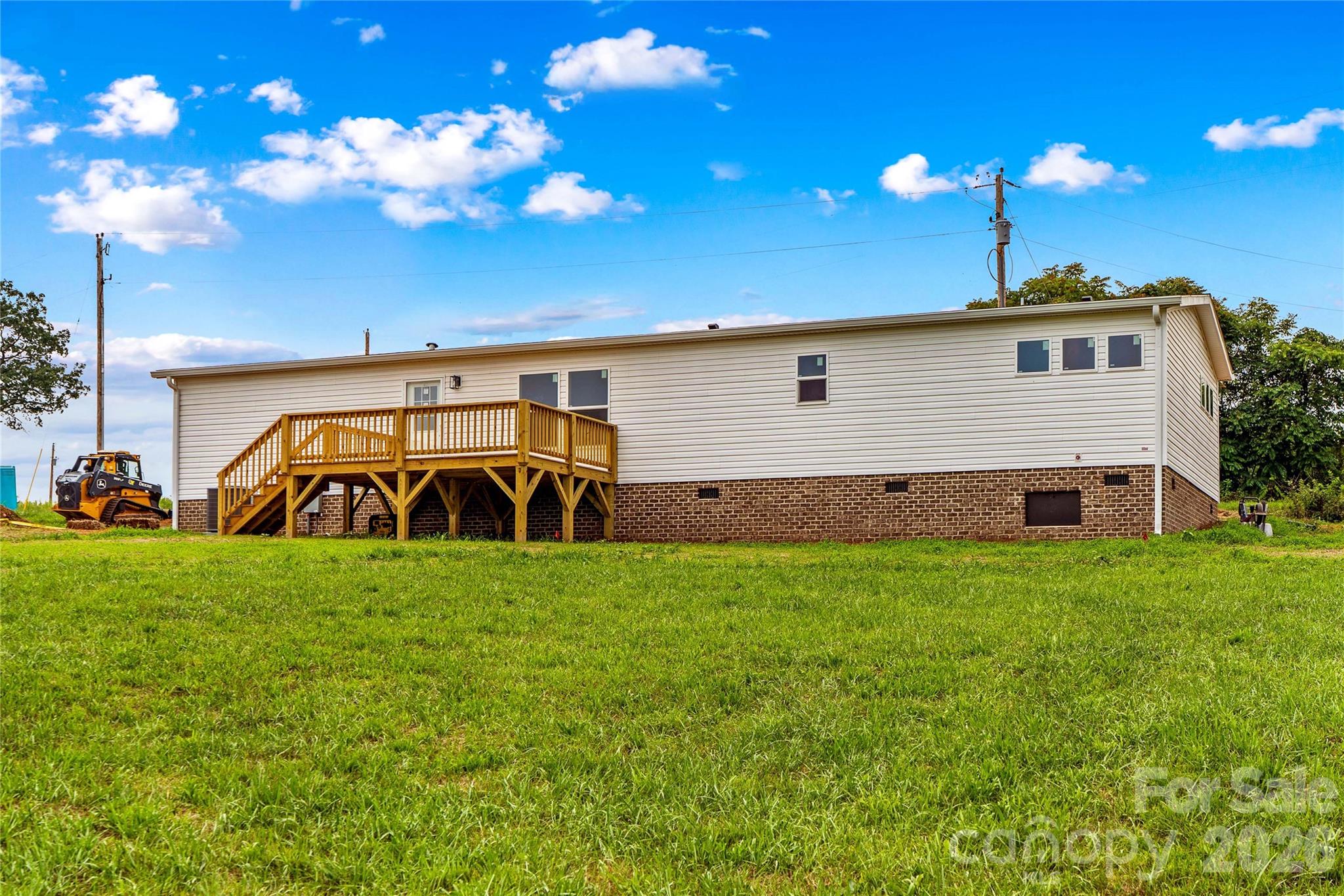 main property photo 37
