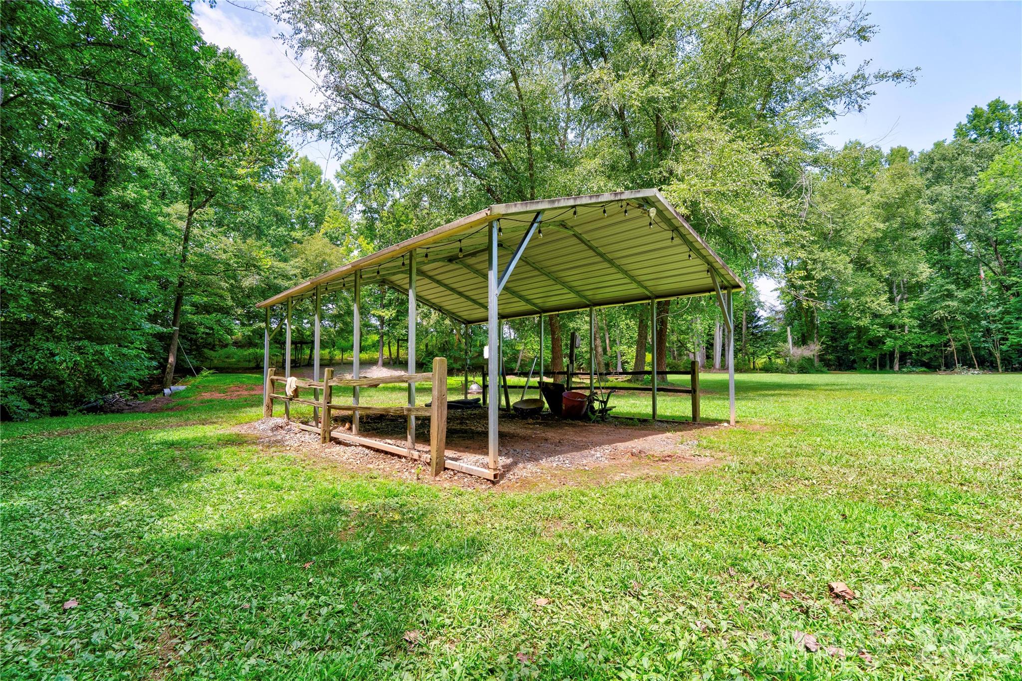 main property photo 43