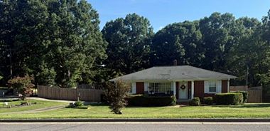 image of property with 3 Bed | 2 Bath | 1,948 Sqft