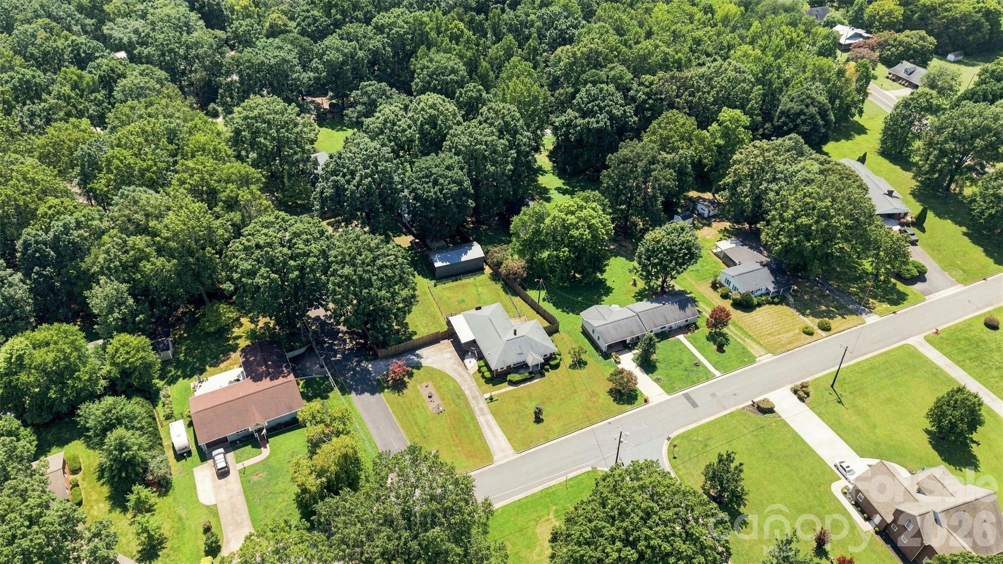 main property photo 34
