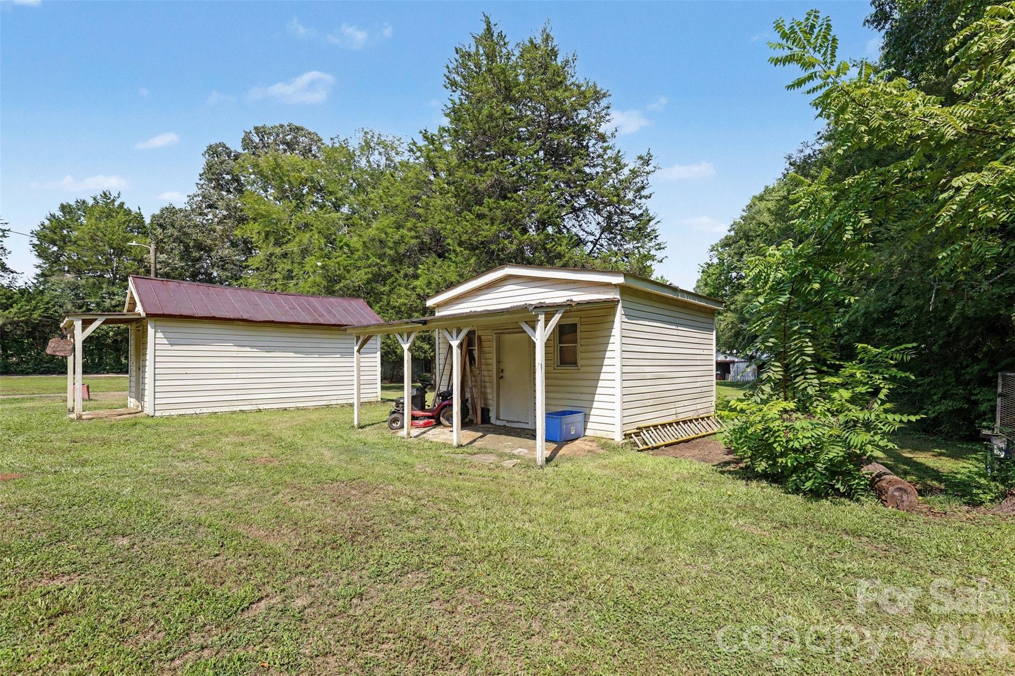 main property photo 21