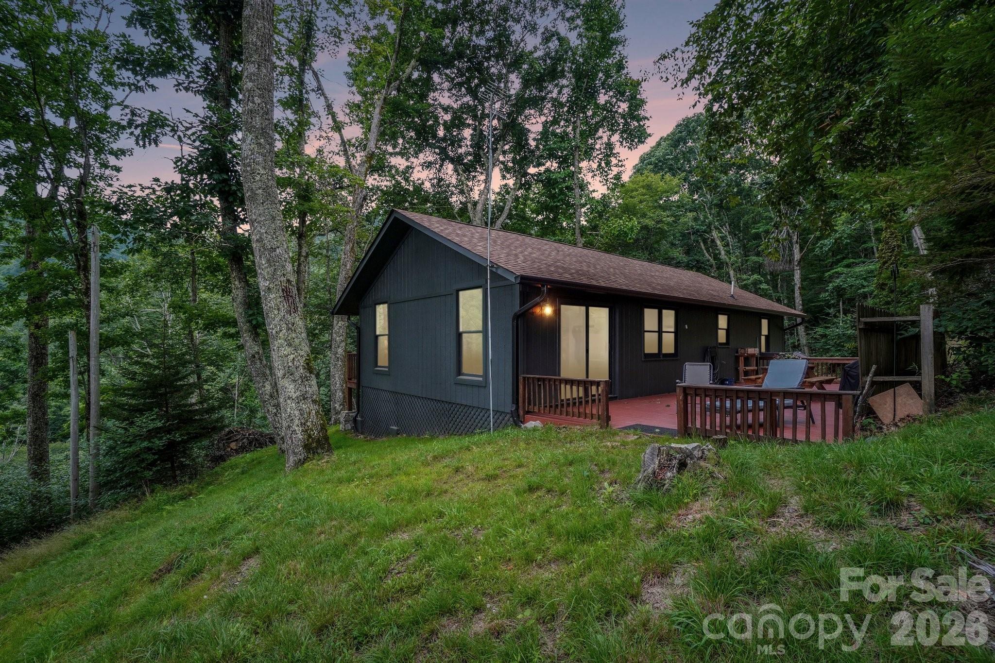 main property photo 9