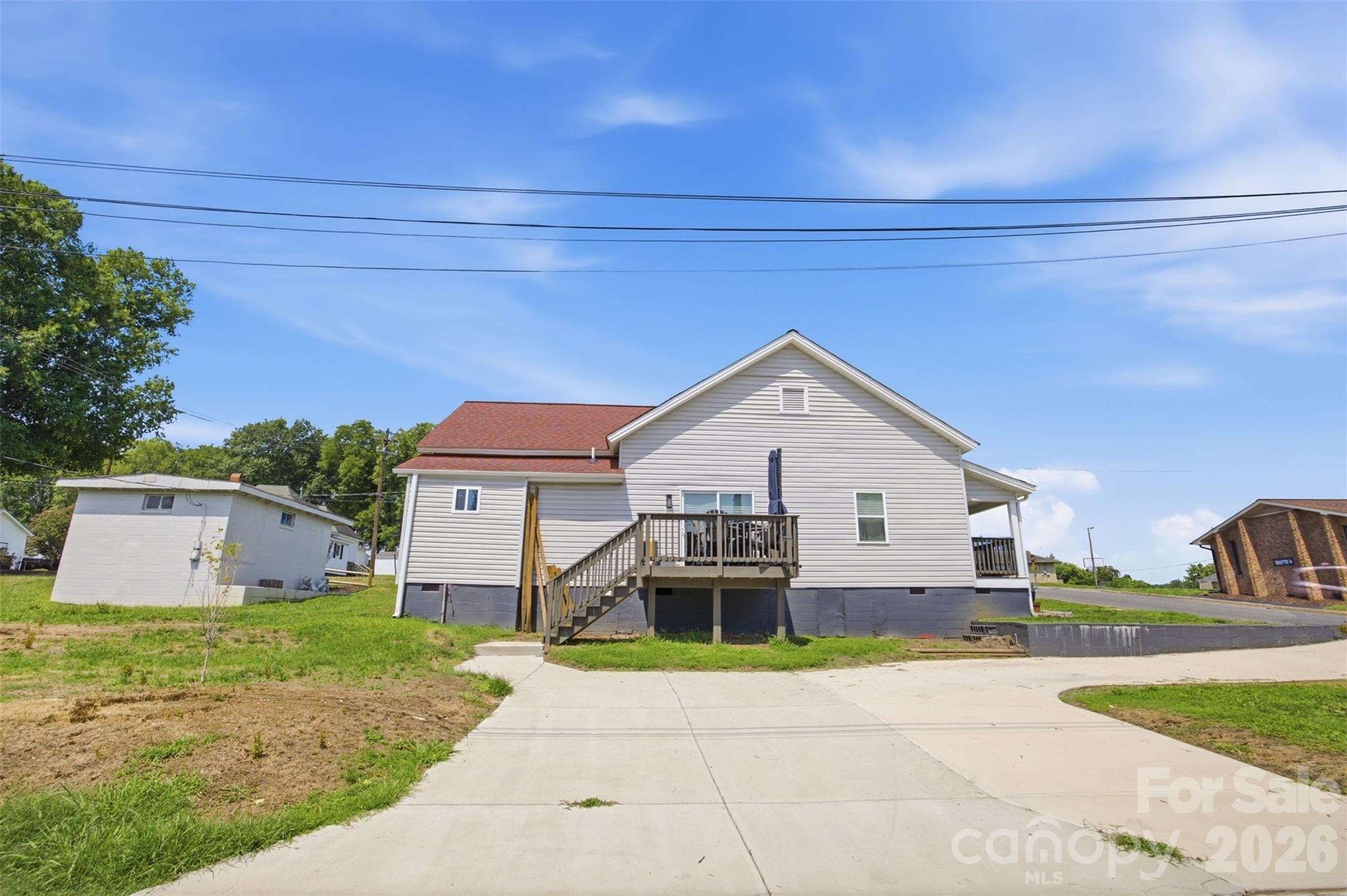 main property photo 24