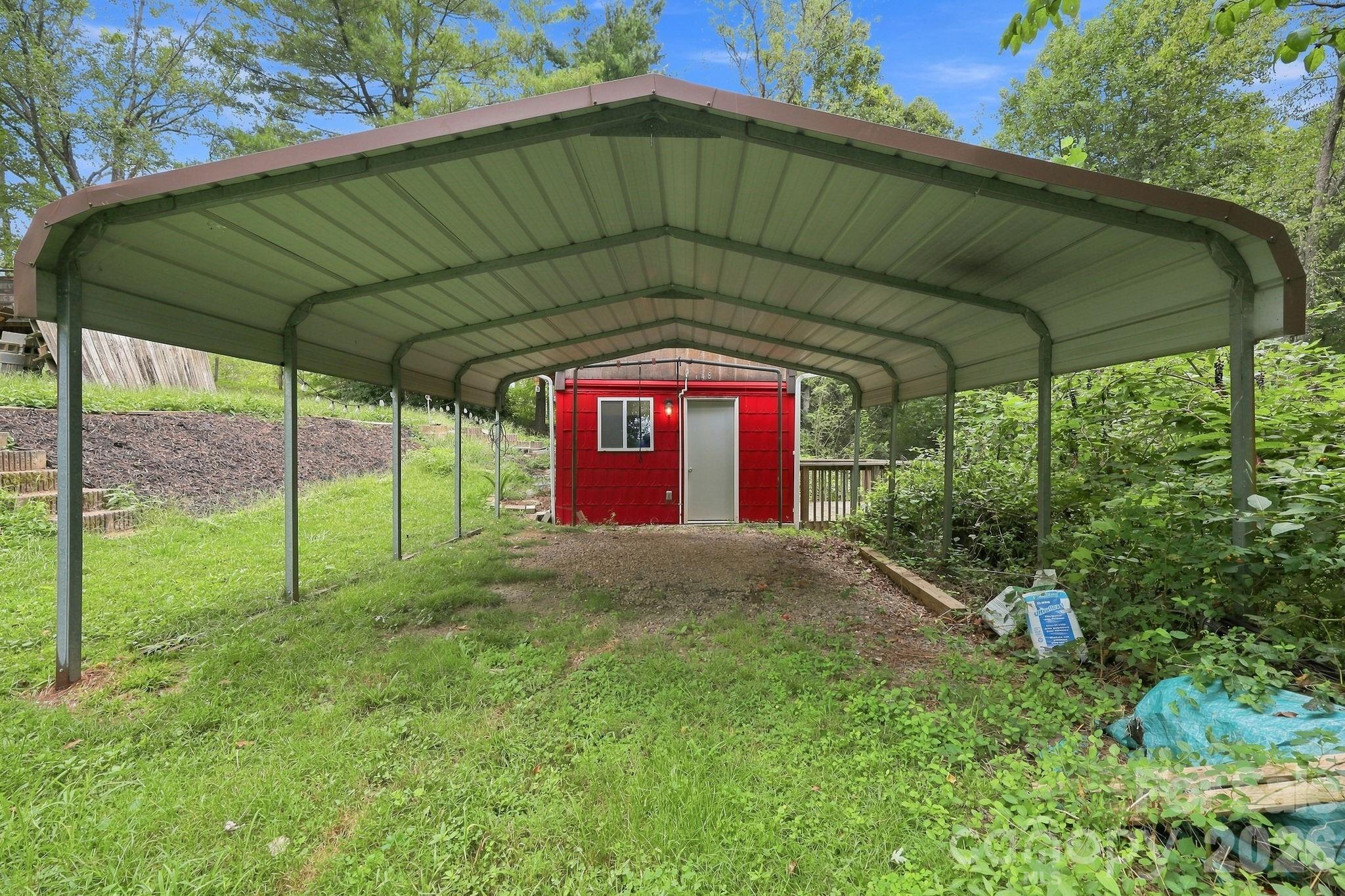 main property photo 26