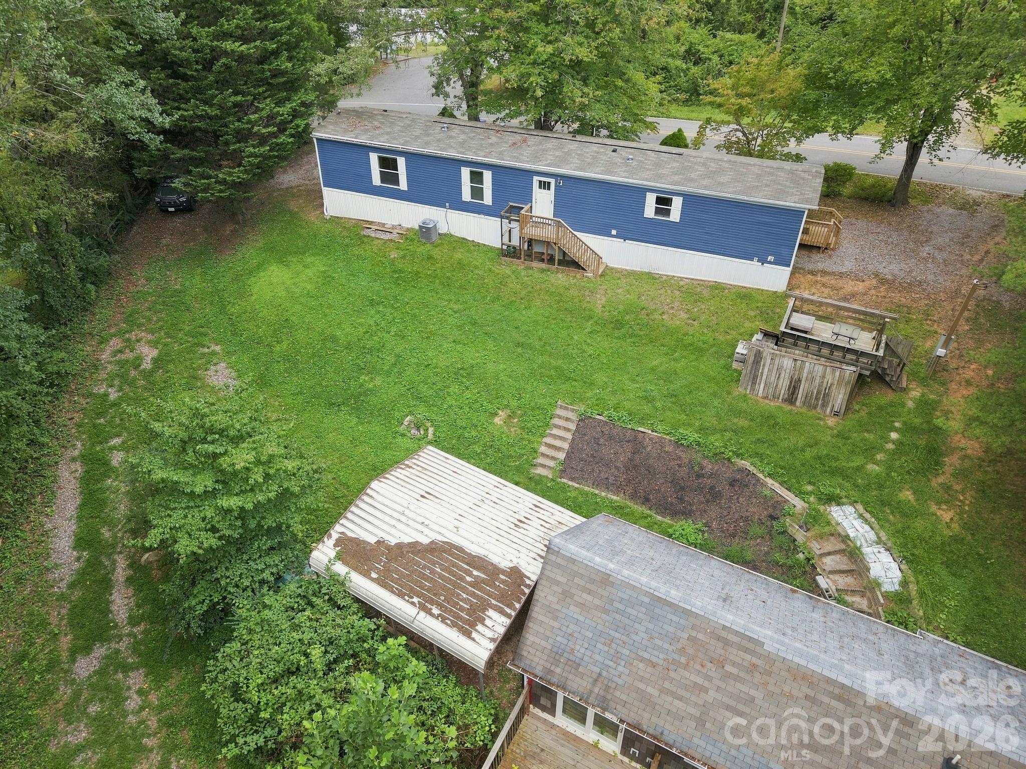 main property photo 44