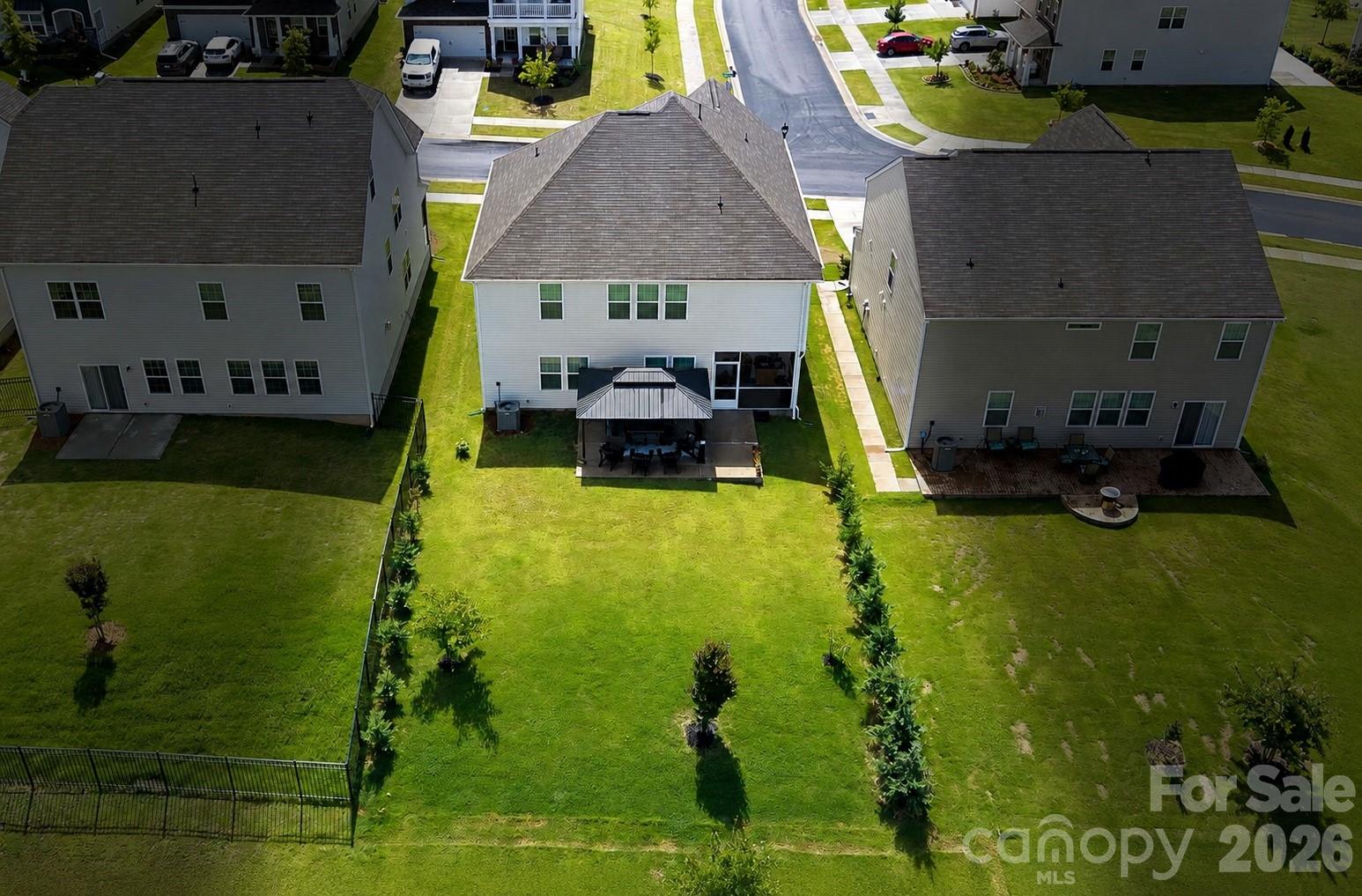 main property photo 27