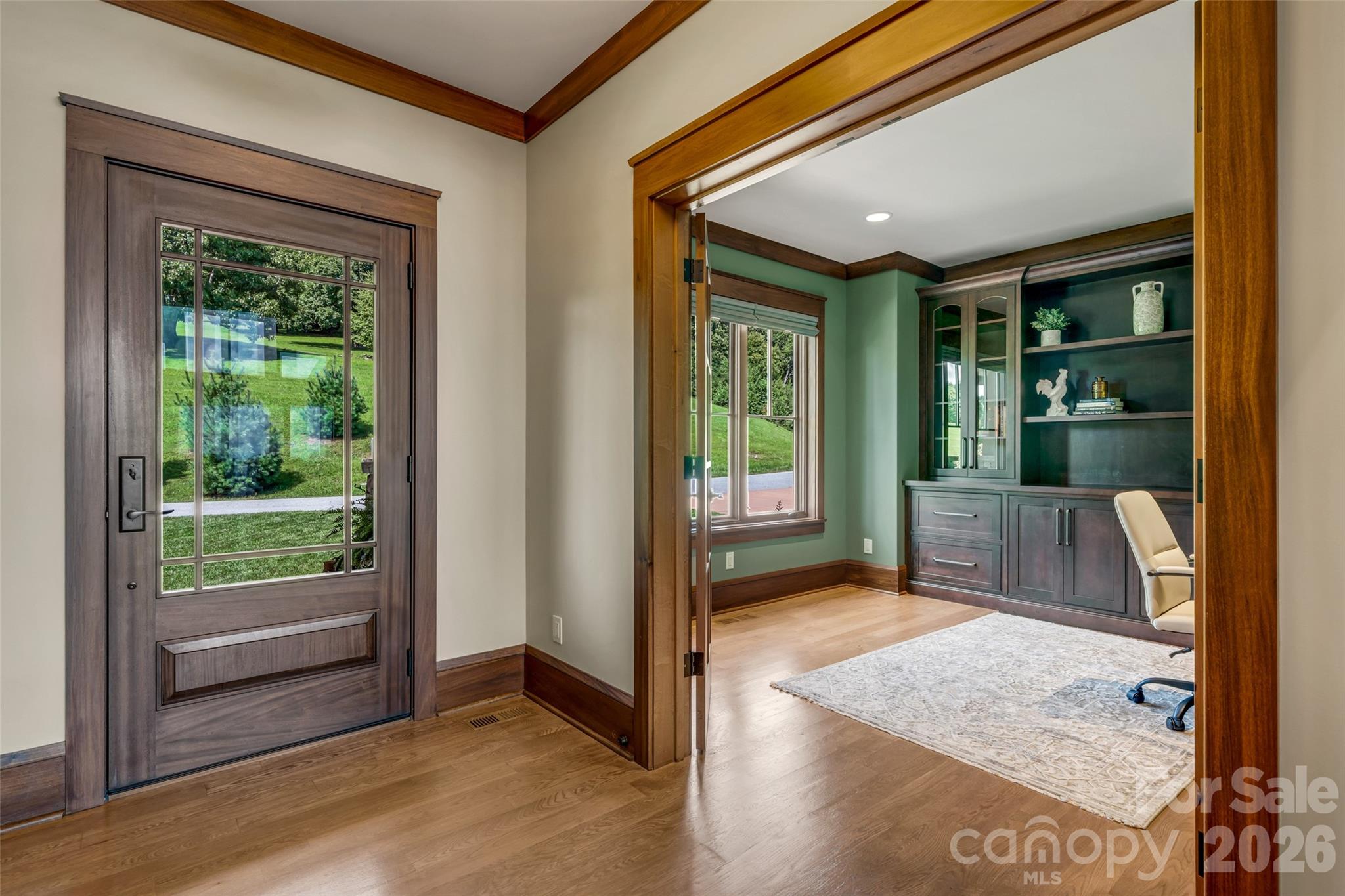 main property photo 28